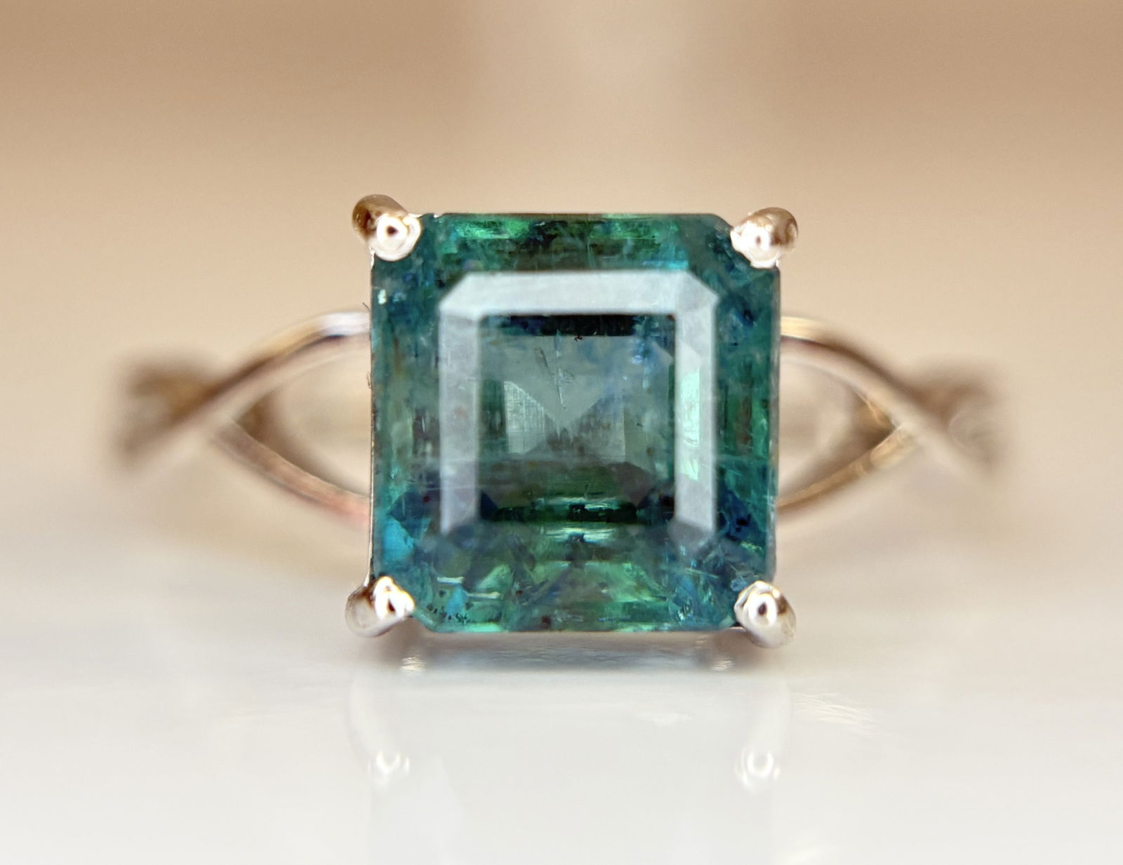 Beautiful 2.91 CT Natural Emerald Ring Platinum 950 (1 of 9)