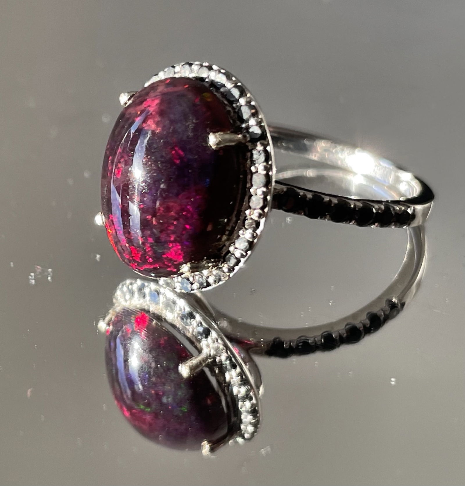 Beautiful 6.49 CT Natural Black Opal Ring With Natural Black Diamond & 18k Gold - 5