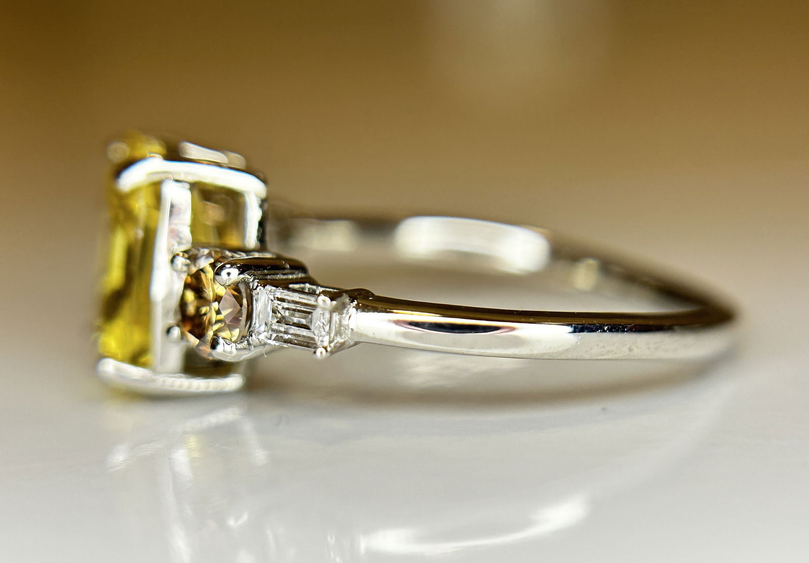 Beautiful 2.34ct Unheated Untreated Natural Ceylon Yellow Sapphire Diamonds & 950 Platinum - 5