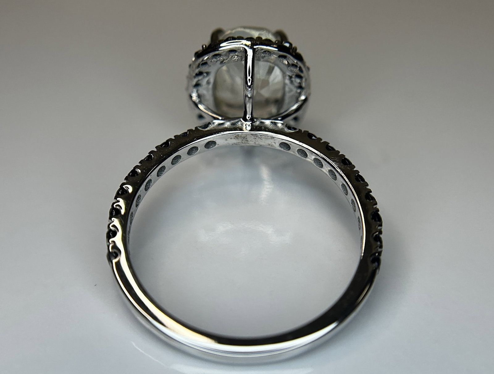 Beautiful 3.15CT Natural Ceylon White Sapphire W Natural Diamonds & 18k Gold - 5