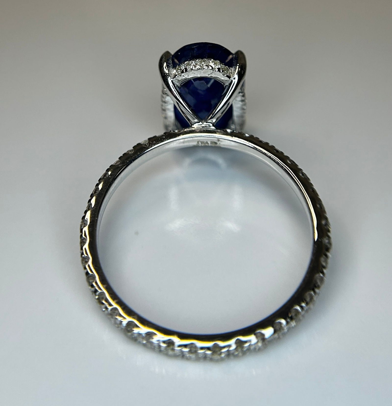 Beautiful 5.38 CT Natural Ceylon Royal Blue Sapphire Diamonds & 18k Gold - 4