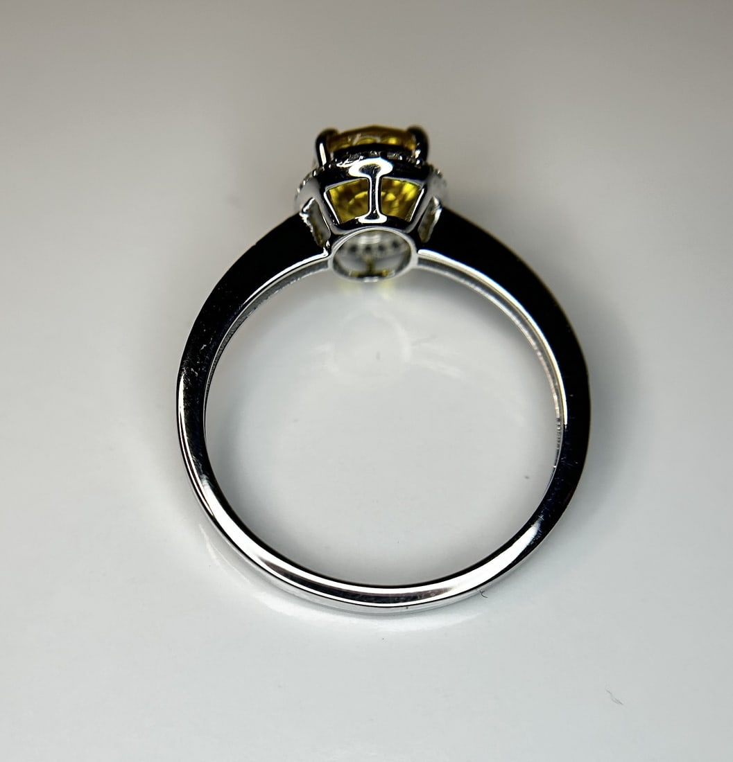 Beautiful 1.93 CT Unheated Bangkok Yellow Sapphire With Natural Diamonds & 18k Gold - 4