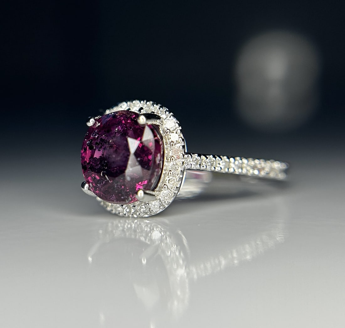 Beautiful 3.09 CT Unheated Old Burma Ruby With Natural Diamonds & 18k Gold - 2