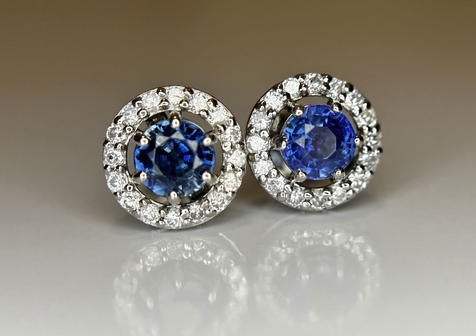 Beautiful 1.05ct Natural Unheated Blue Sapphire Earrings With Diamonds & Platinum (1 of 8)