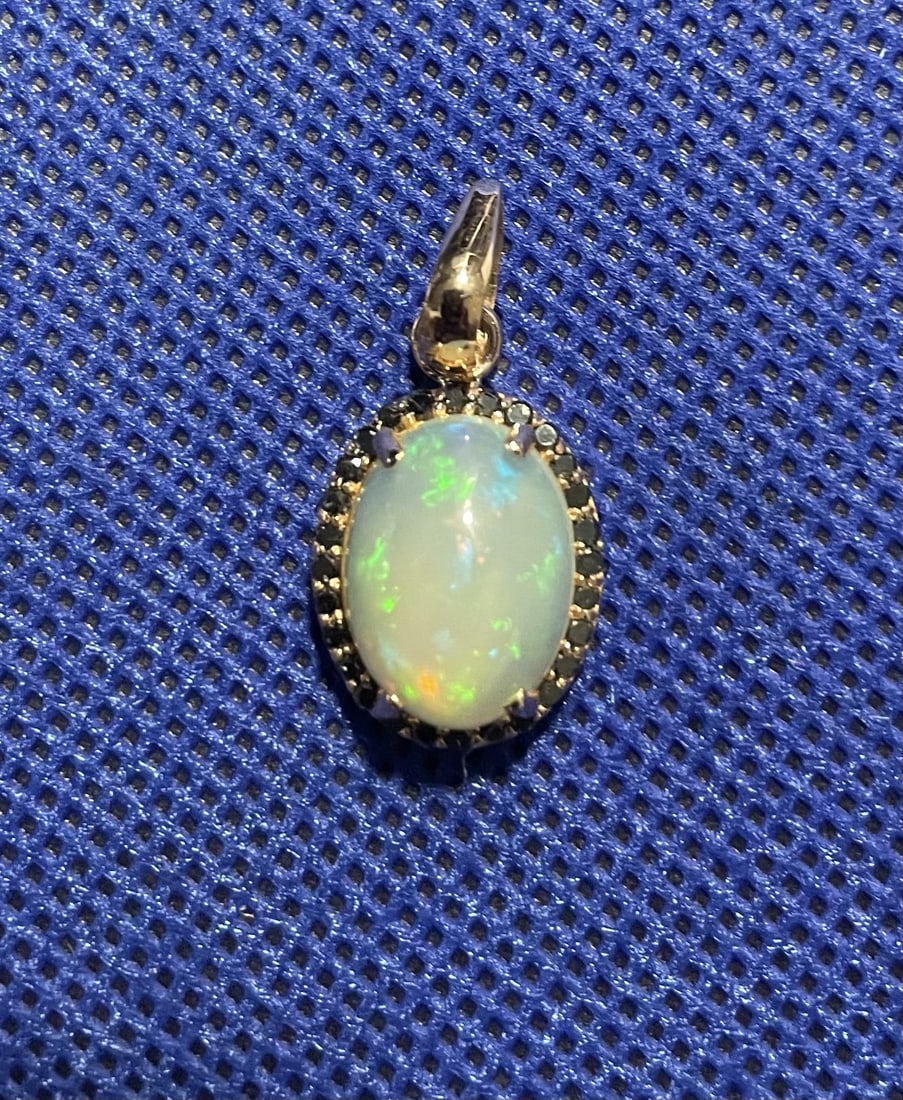 Beautiful Natural 3.60 Opal Pendant Black Diamonds & 18k Rose Gold - 2