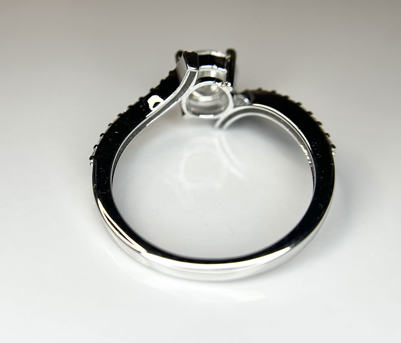 Beautiful 1.49ct Untreated Natural Solitaire Diamond & 18k Gold - 4