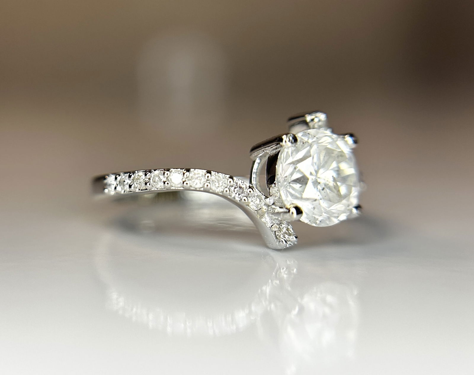 Beautiful 1.49ct Untreated Natural Solitaire Diamond & 18k Gold - 6