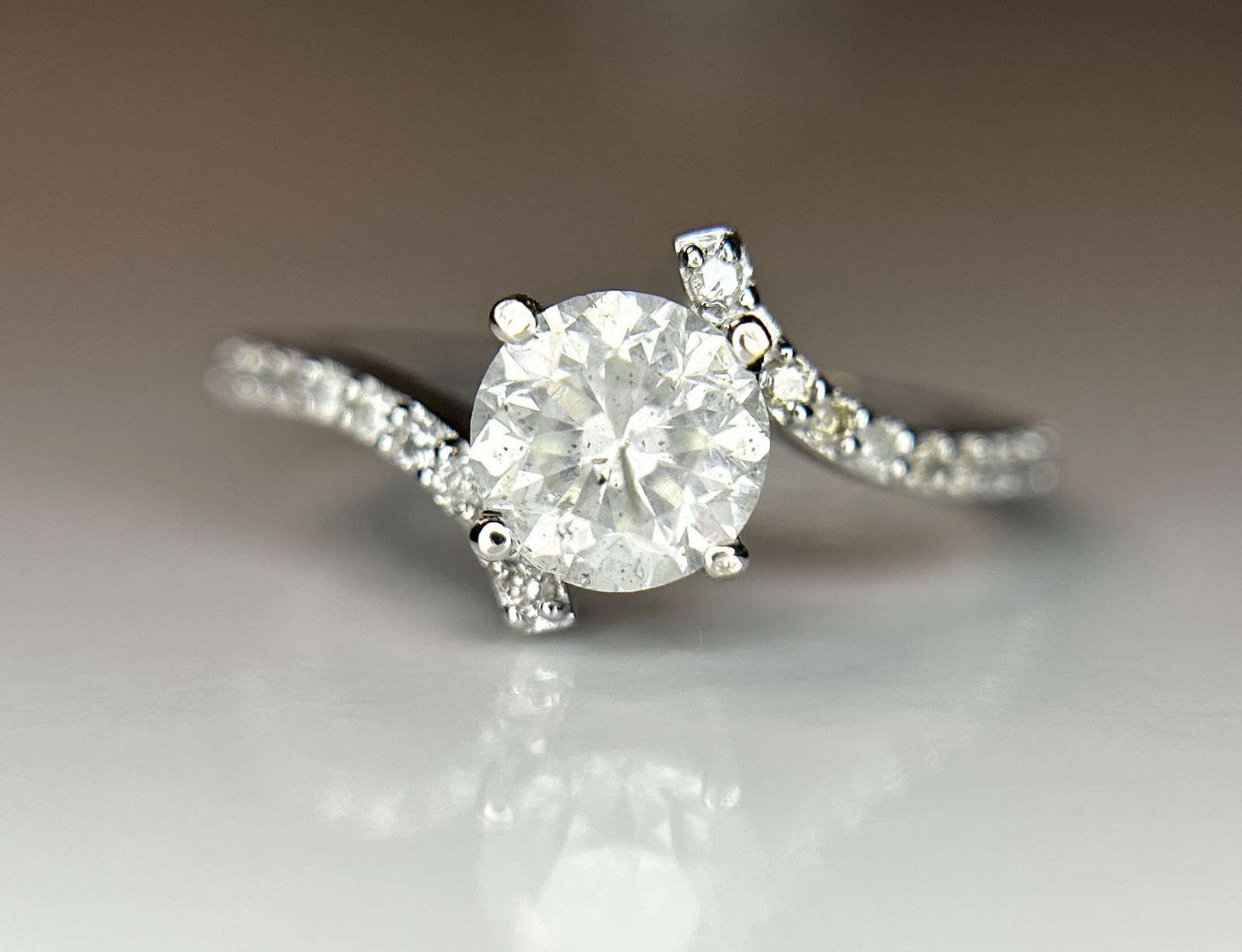 Beautiful 1.49ct Untreated Natural Solitaire Diamond & 18k Gold - 7
