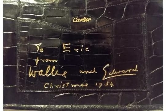Royalty A Cartier crocodile wallet from Wallis Windsor & Edward Windsor abdicated Edward VIII. - 3