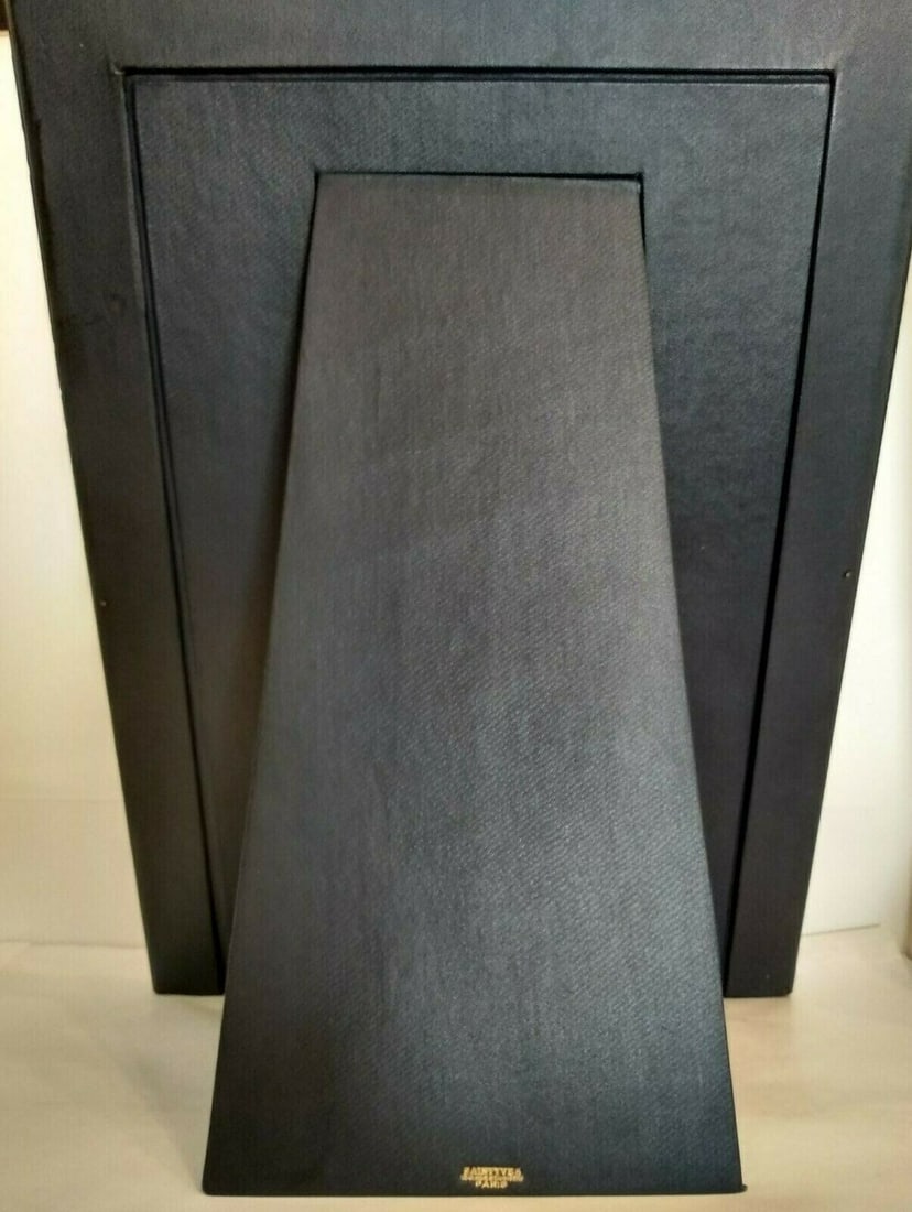 Royalty. Edward VIII. Photograph by Cecil Beaton of Edward VIII as Duke of Windsor, and his wife - 9