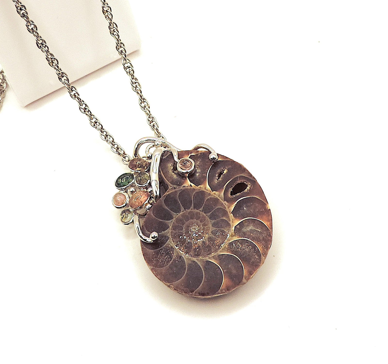 Artisan 925 Sterling Silver Fossilised Ammonite & Tourmaline Pendant Necklace - 2