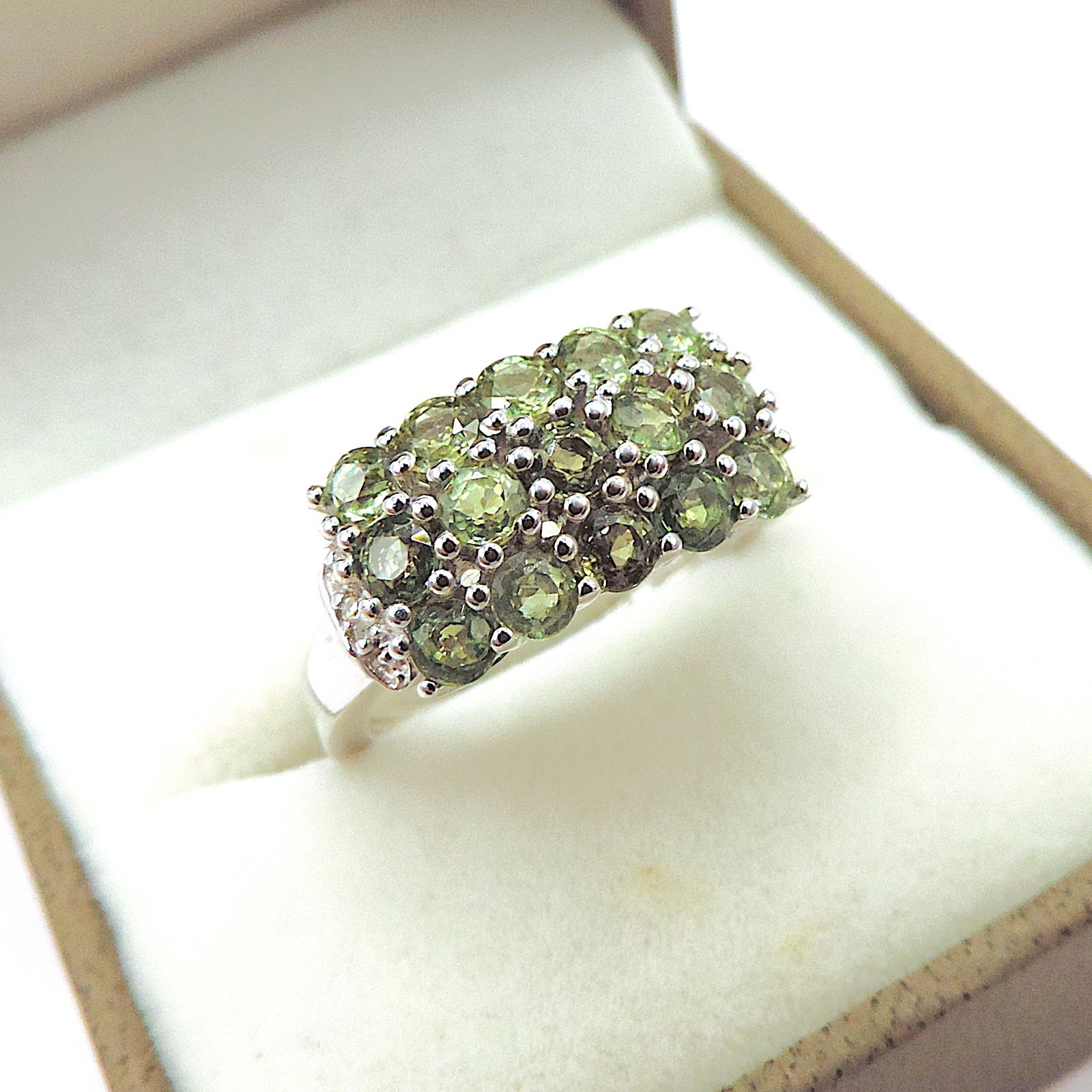 Sterling Silver Green Sapphire & Diamond Ring New With Gift Pouch - 4