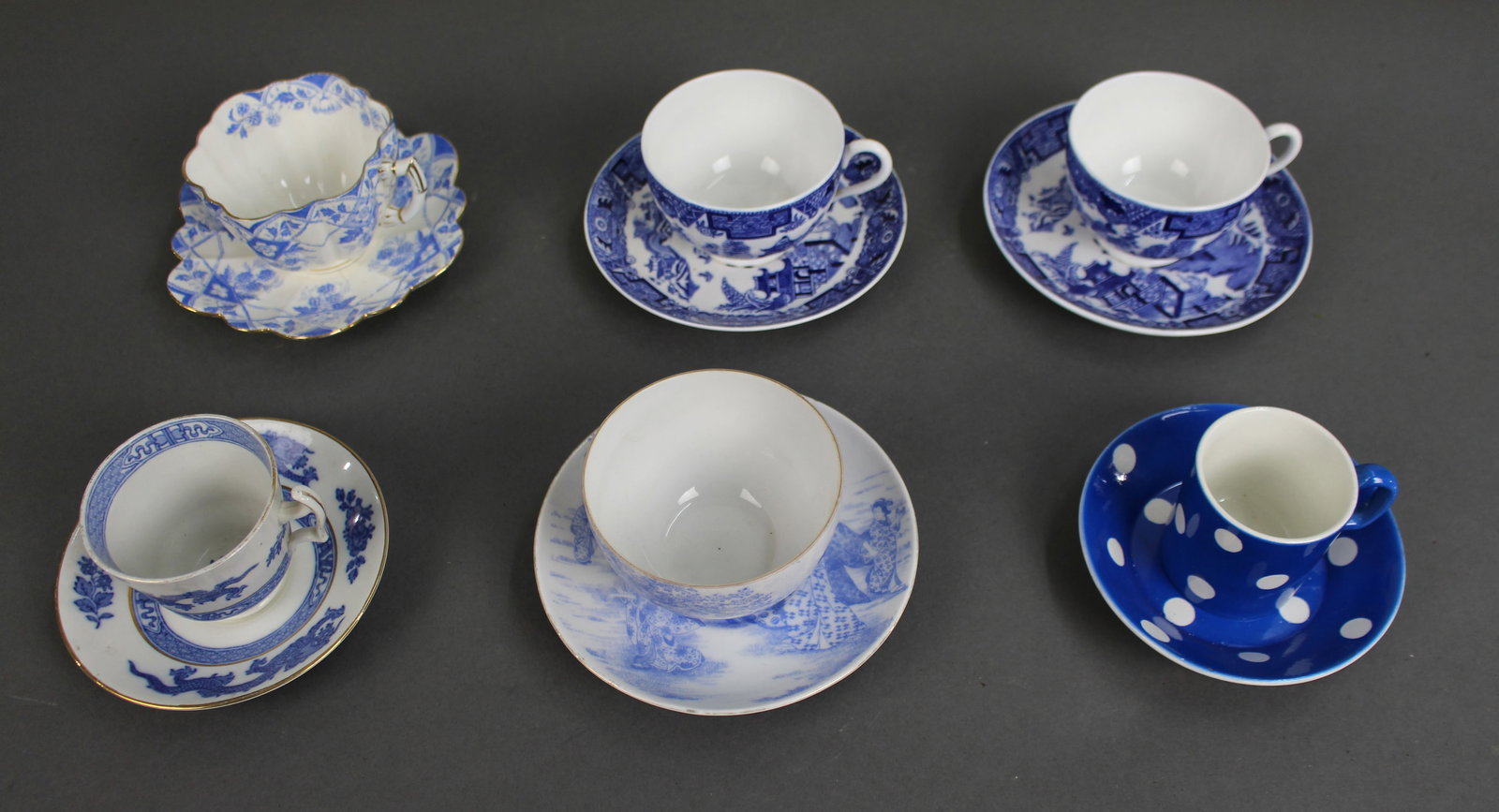 Collection of Antique & Vintage Blue & White Tea Cups & Saucers - 2