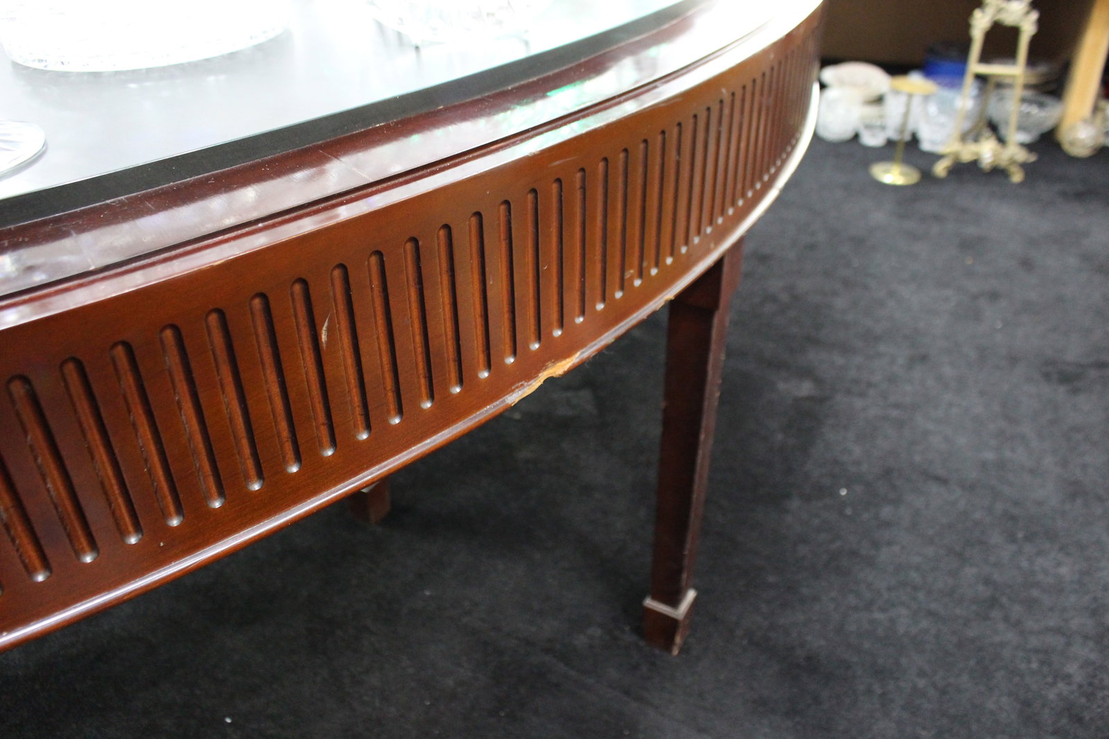 Large and Heavy Mahogany Console Table with Reeded Frieze and Fixed Marble Top – c.20th Centur - 10