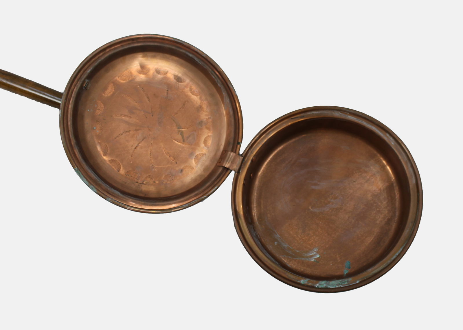 Copper & Brass Turned Wooden Warming Pan - 3