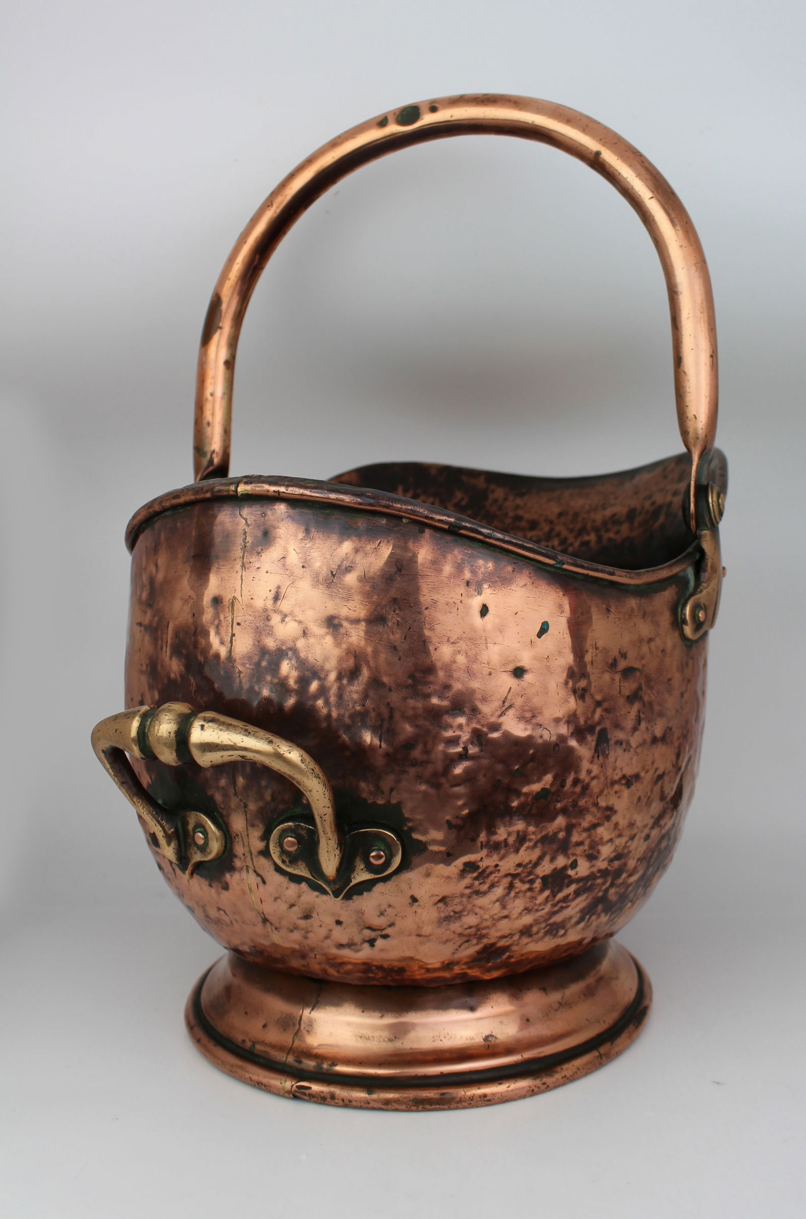 Victorian Copper Helmet Coal Scuttle with Brass Mounts - 2