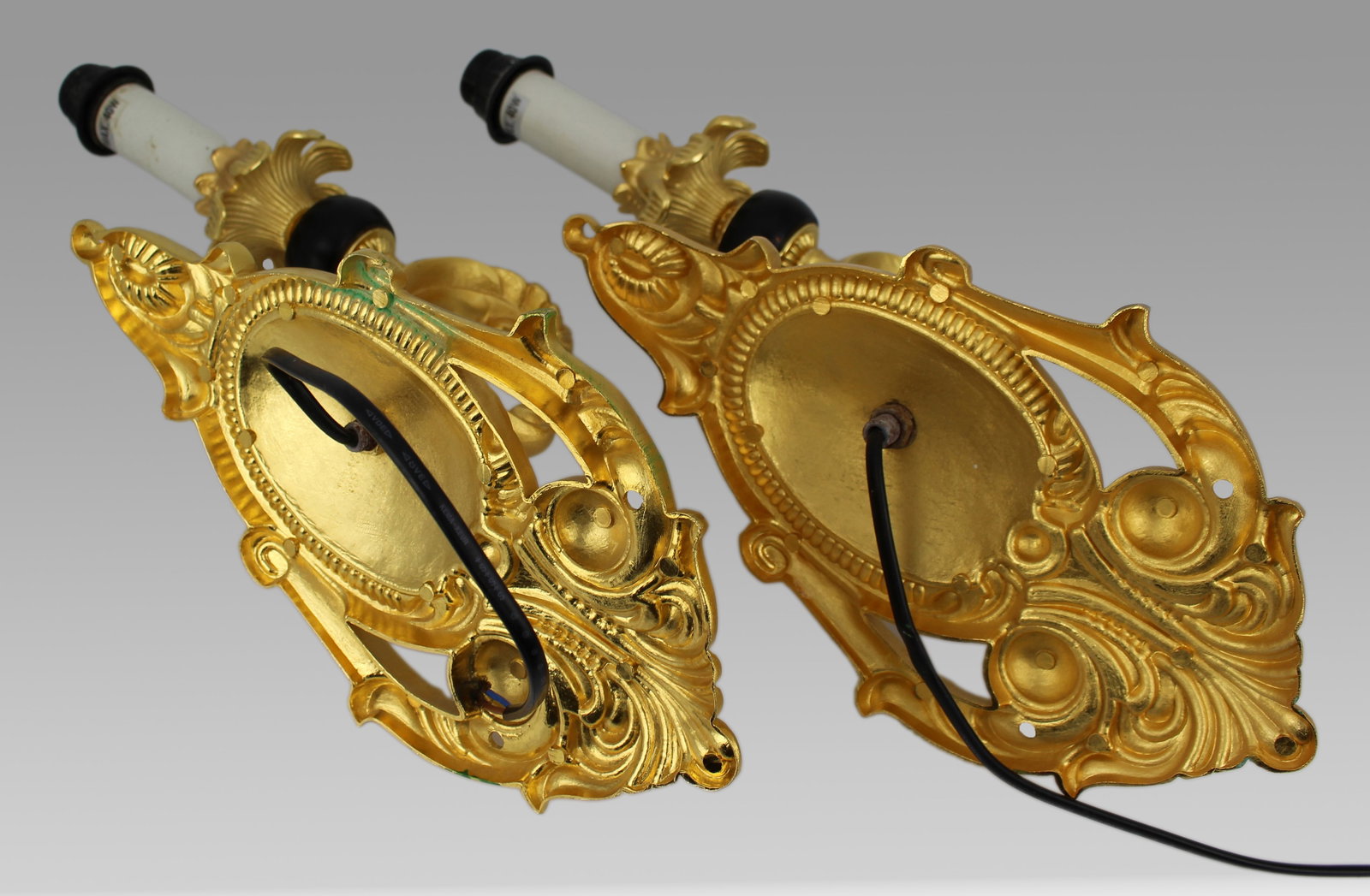 Pair of Vintage Italian Gilt Metal Wall Lights - 11