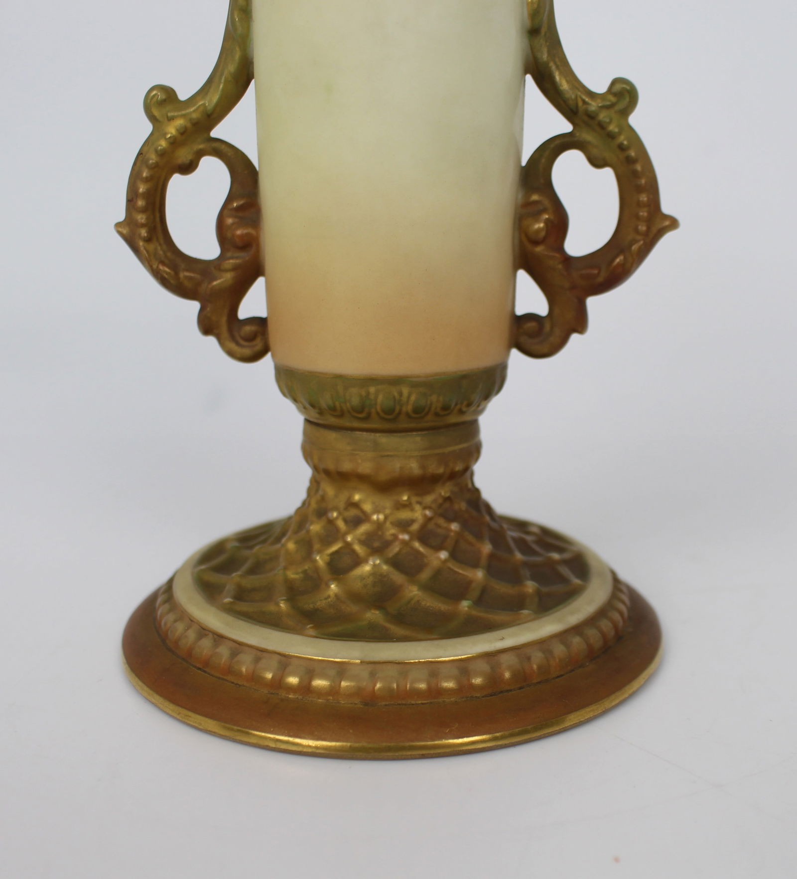 Early 20th c. Royal Worcester Blush Vase - 4