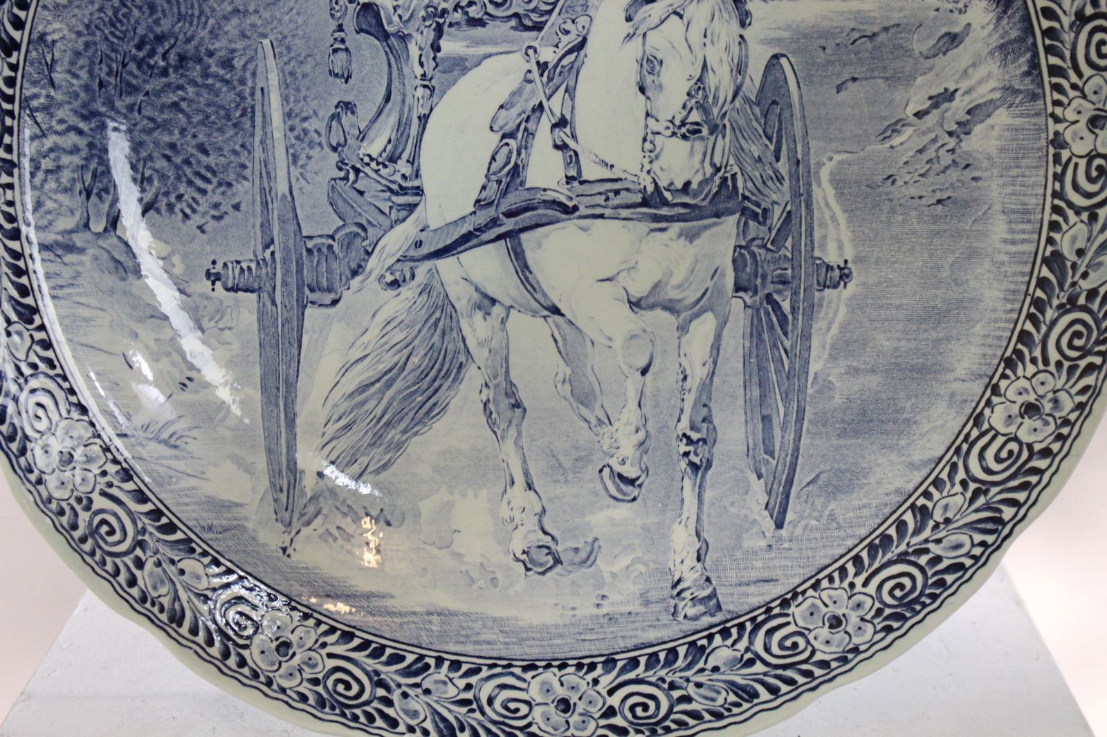 Large 20th c. Boch Delfts Blue & White Charger - 3