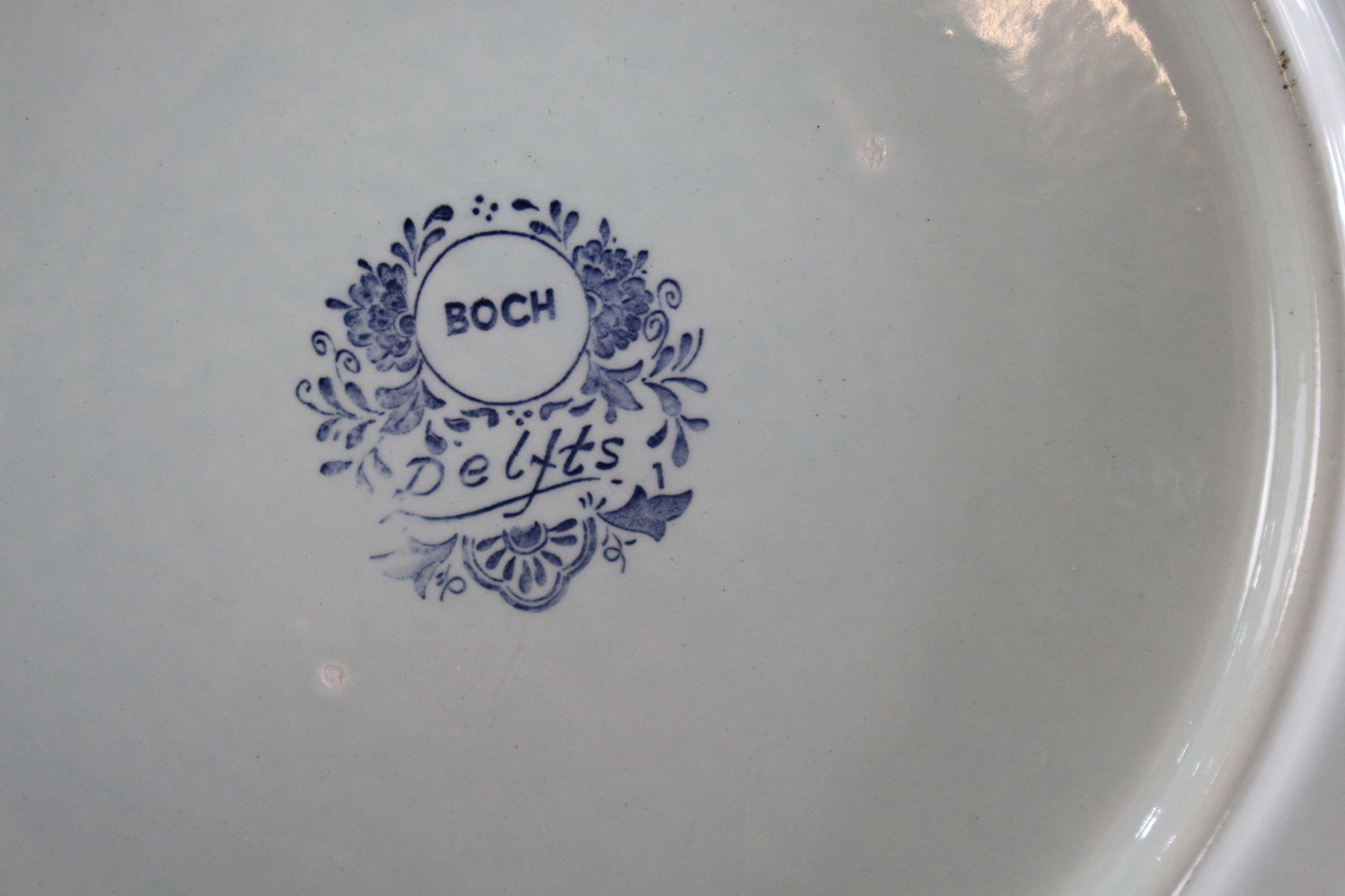 Large 20th c. Boch Delfts Blue & White Charger - 5