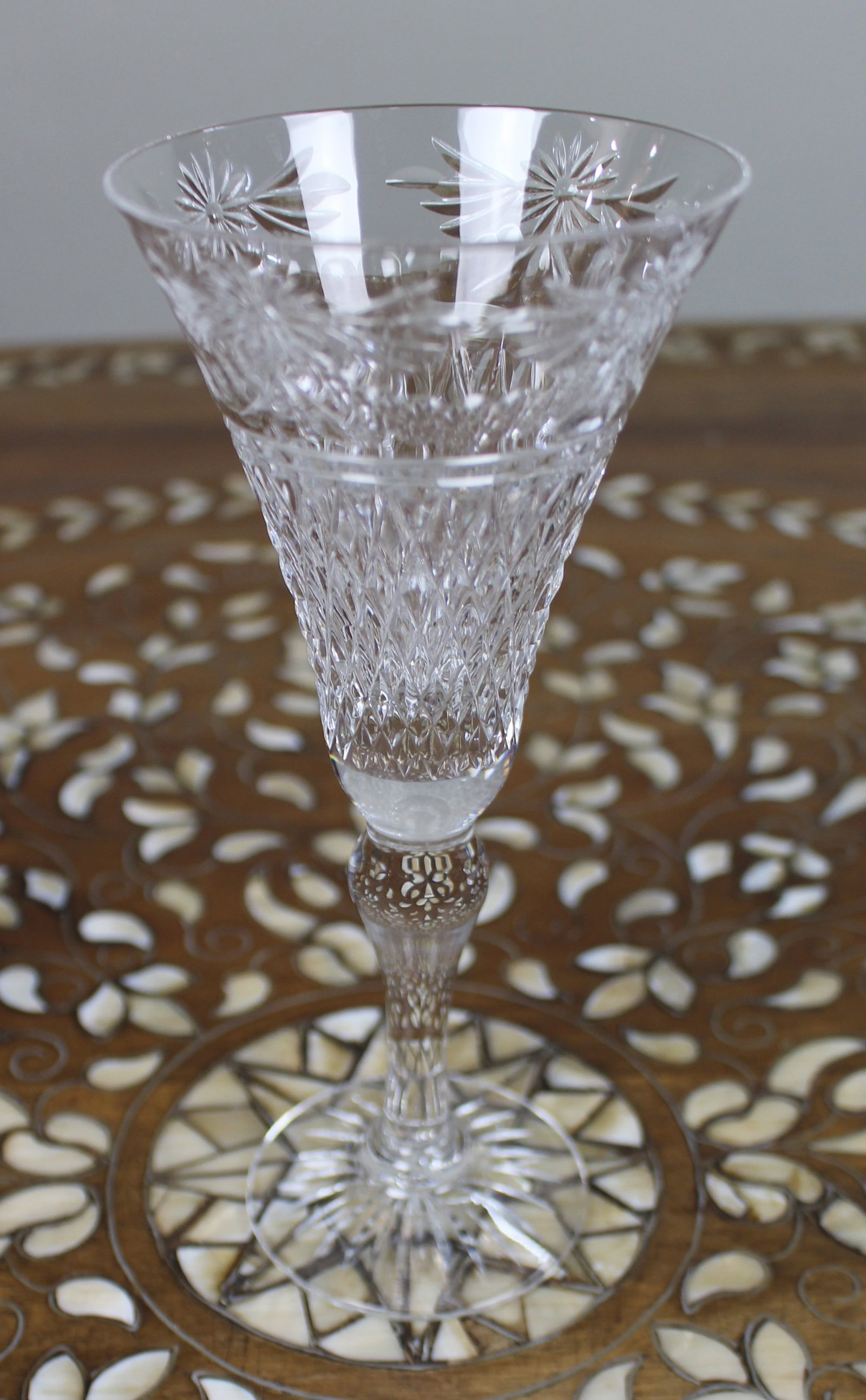 Set of 6 Fine Stuart Crystal Beaconsfield Cut Wine Glasses - 10