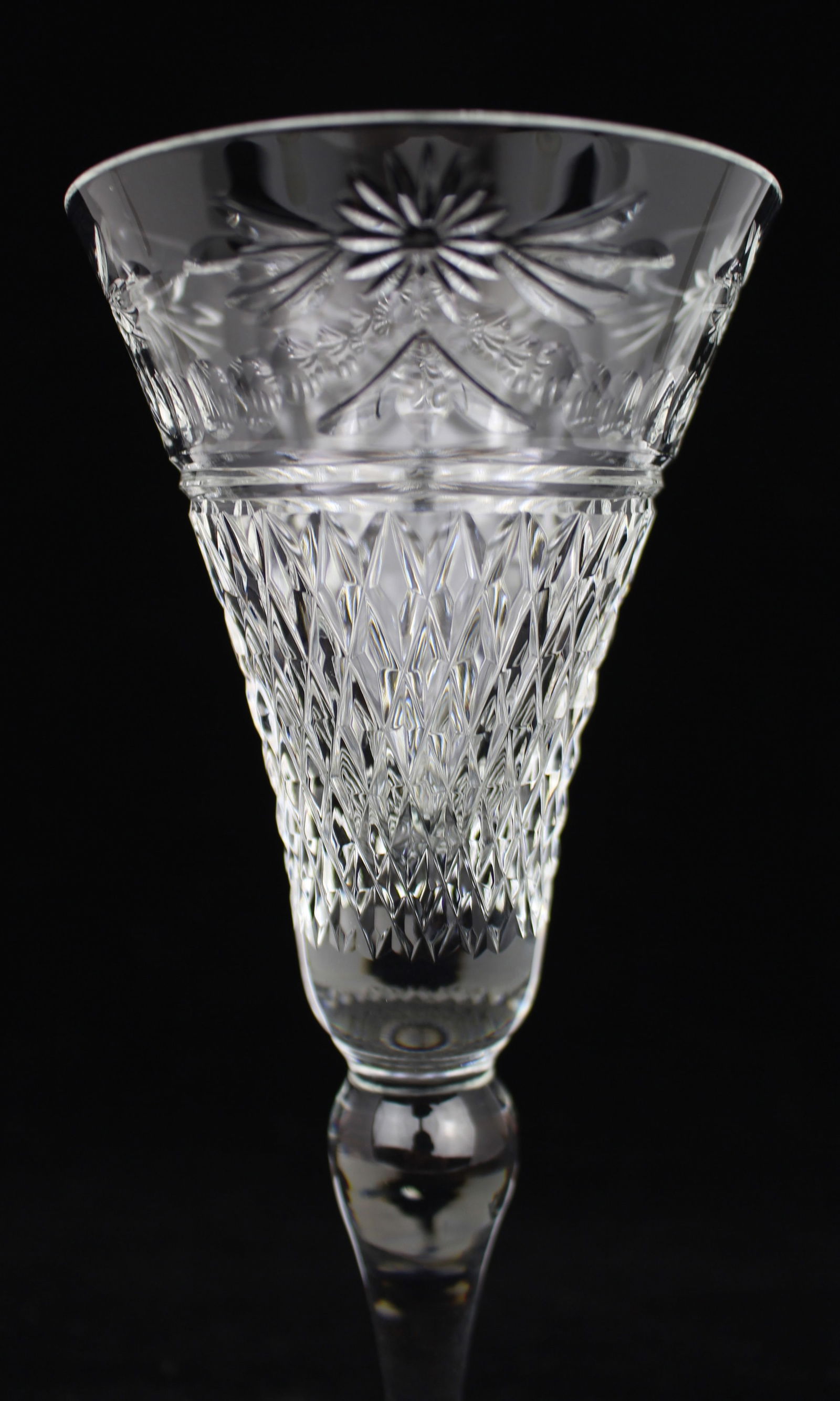 Set of 6 Fine Stuart Crystal Beaconsfield Cut Wine Glasses - 3