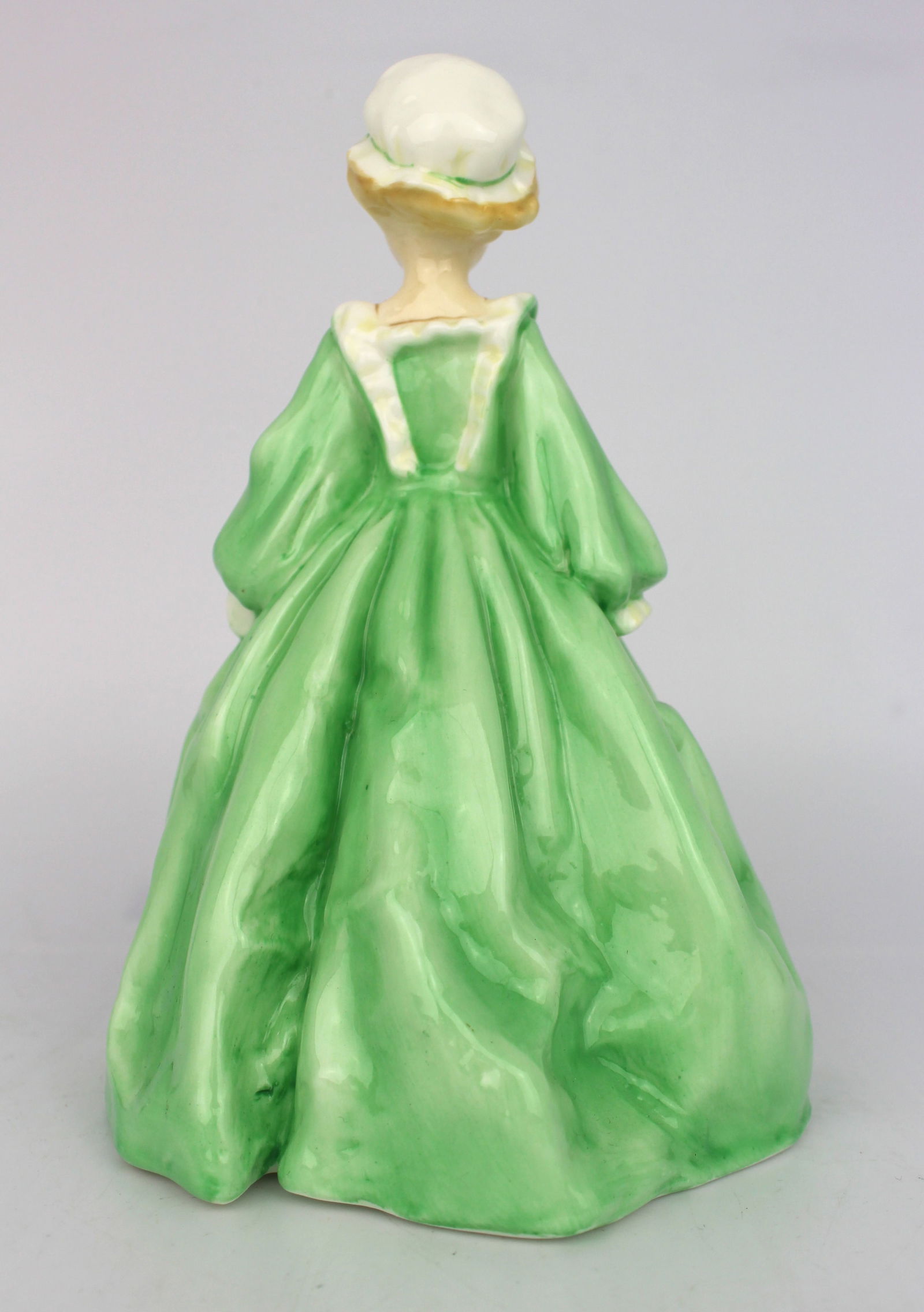 Royal Worcester Figurine Green Grandmothers Dress - 2