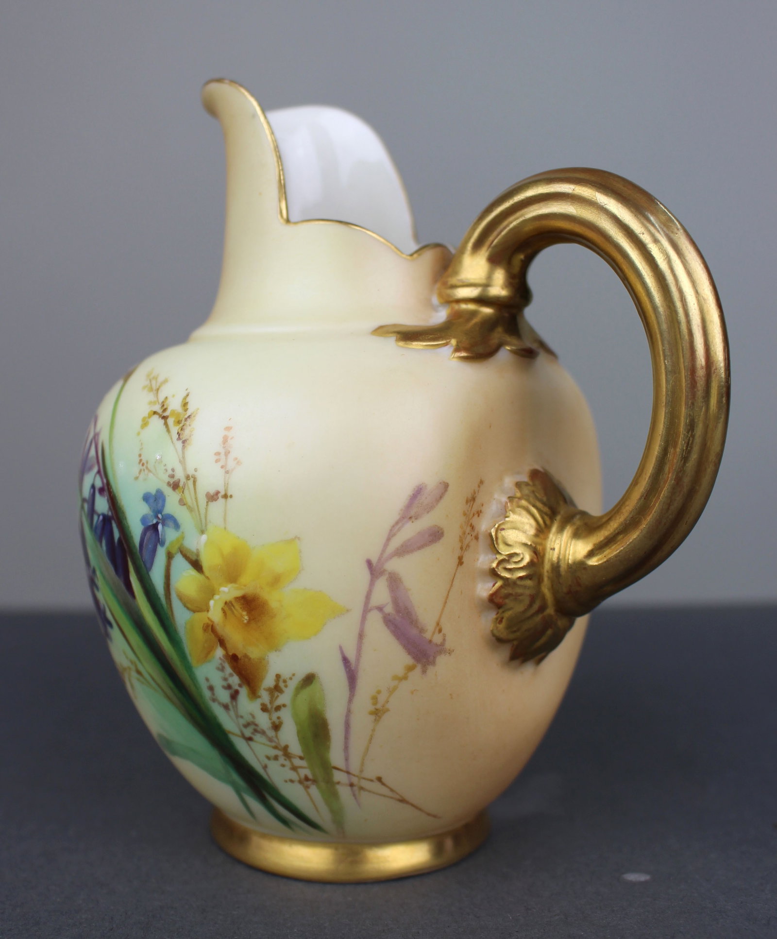 Royal Worcester Blush Ivory Porcelain Jug 1094 c.1903 - 5