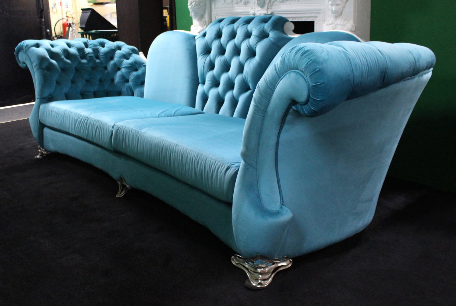 Mantellassi 1926 ‘Butterfly’ Sofa in Turquoise Velvet - 10