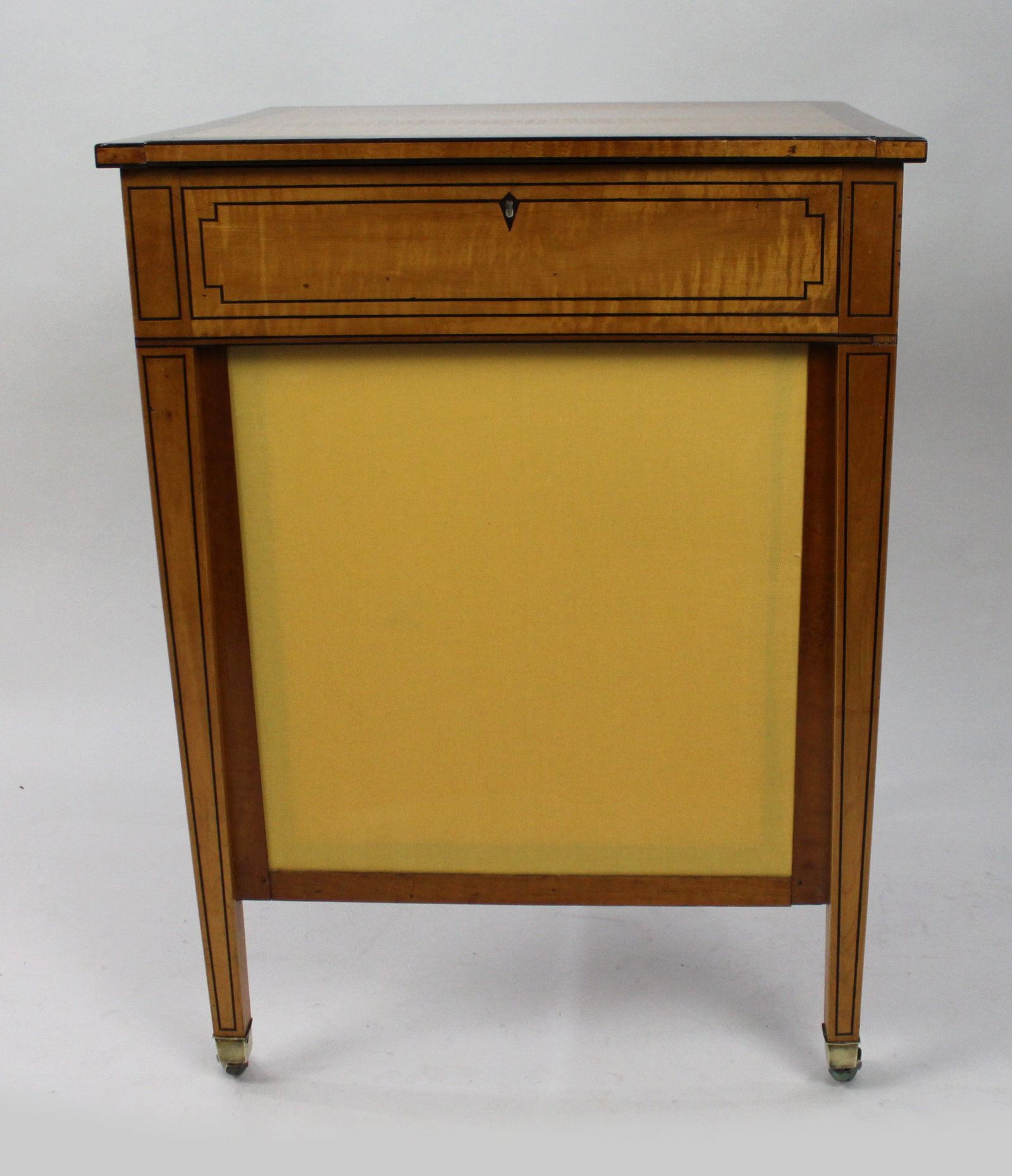 George III Sheraton Satinwood Writing Table - 10
