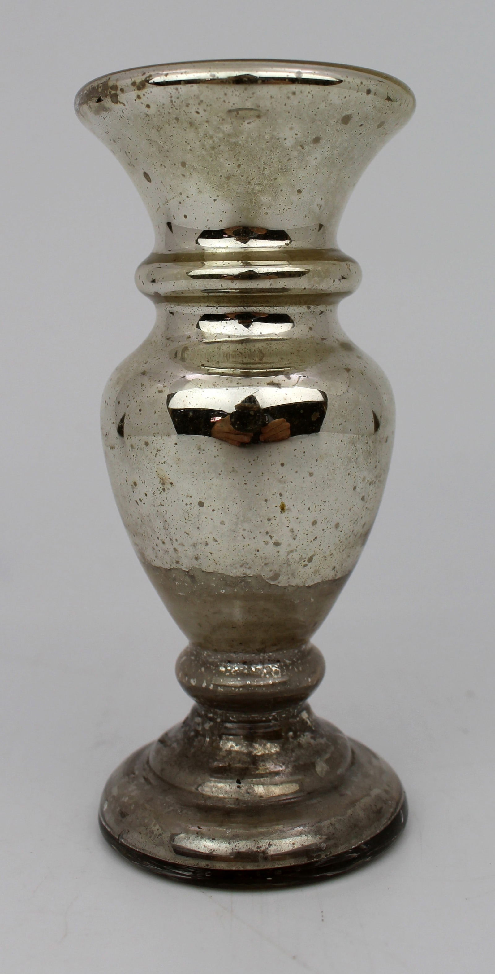 Small 19th Century Mercury Glass Vase: Title: Small 19th Century Mercury Glass Vase Description: Small 19th Century Mercury Glass Vase A small mercury glass vase, dating to the late 19th century. Of classical baluster form with a