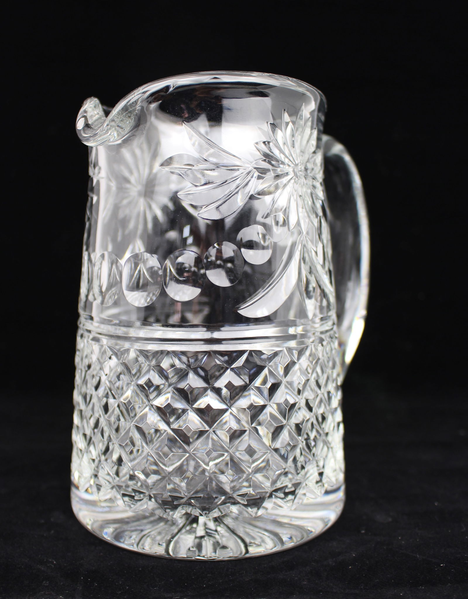 Fine Stuart Crystal Beaconsfield Pattern Cut Glass Jug - 6