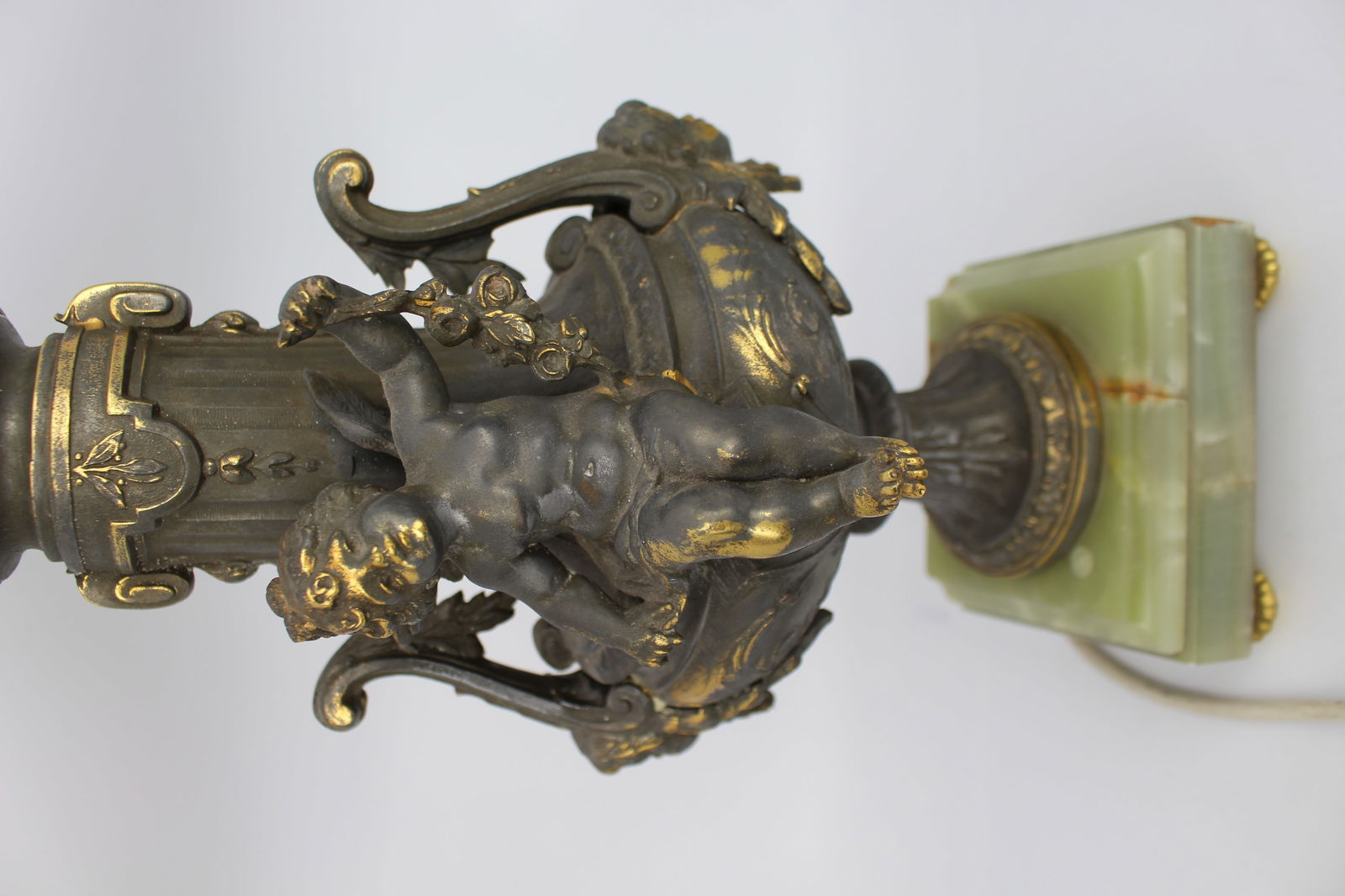 Vintage Gilt Brass Cherub Onyx Table Lamp - 3