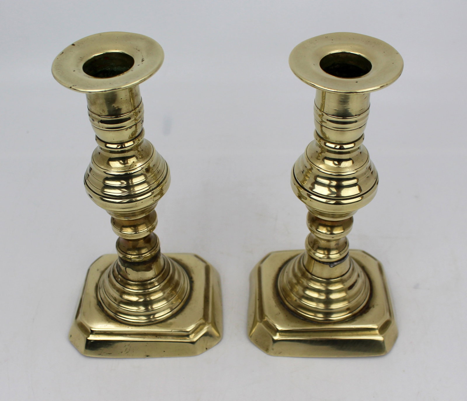Pair of Antique Brass Candlesticks - 3