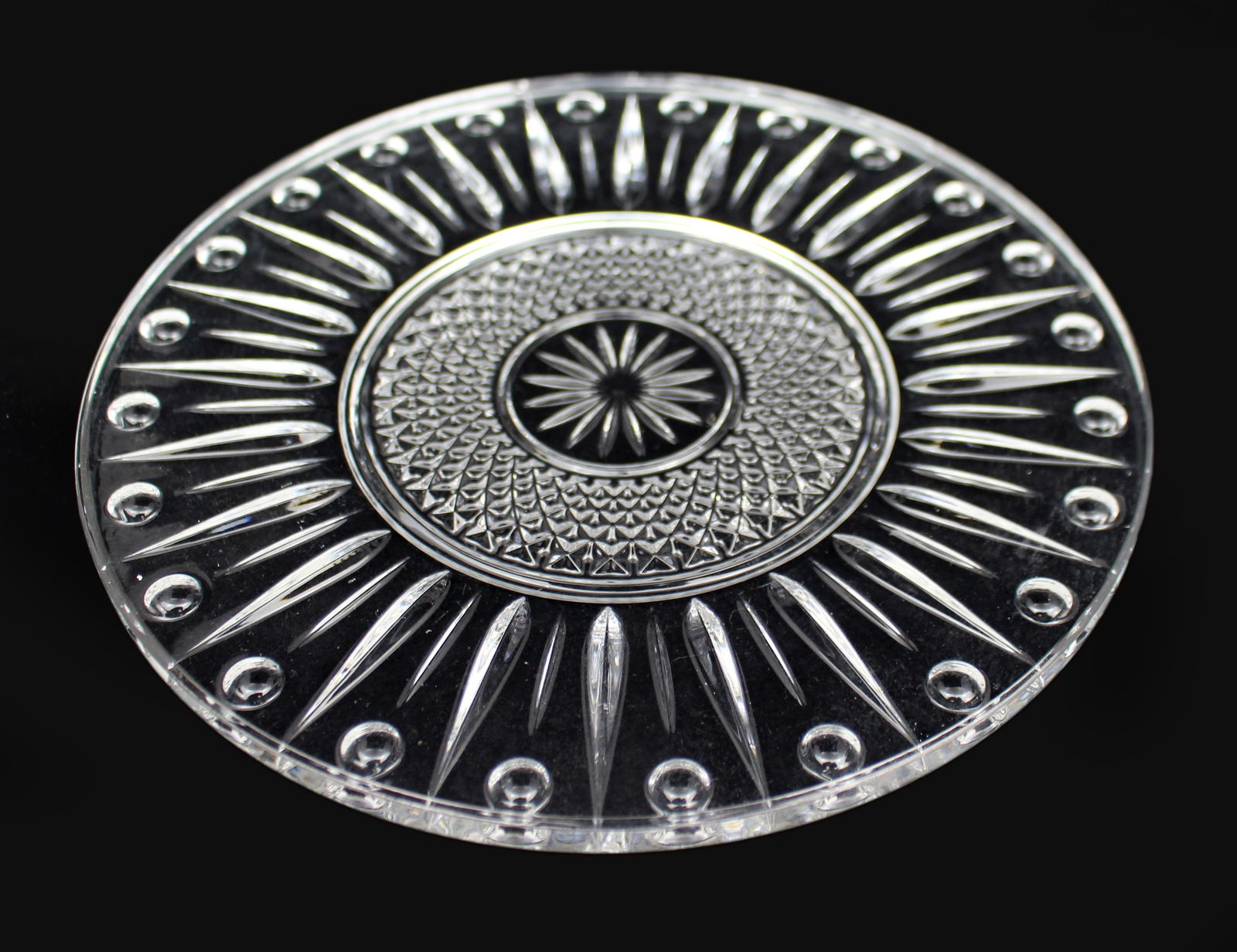 Set of 12 Unused Cut Crystal Dessert Plates - 4