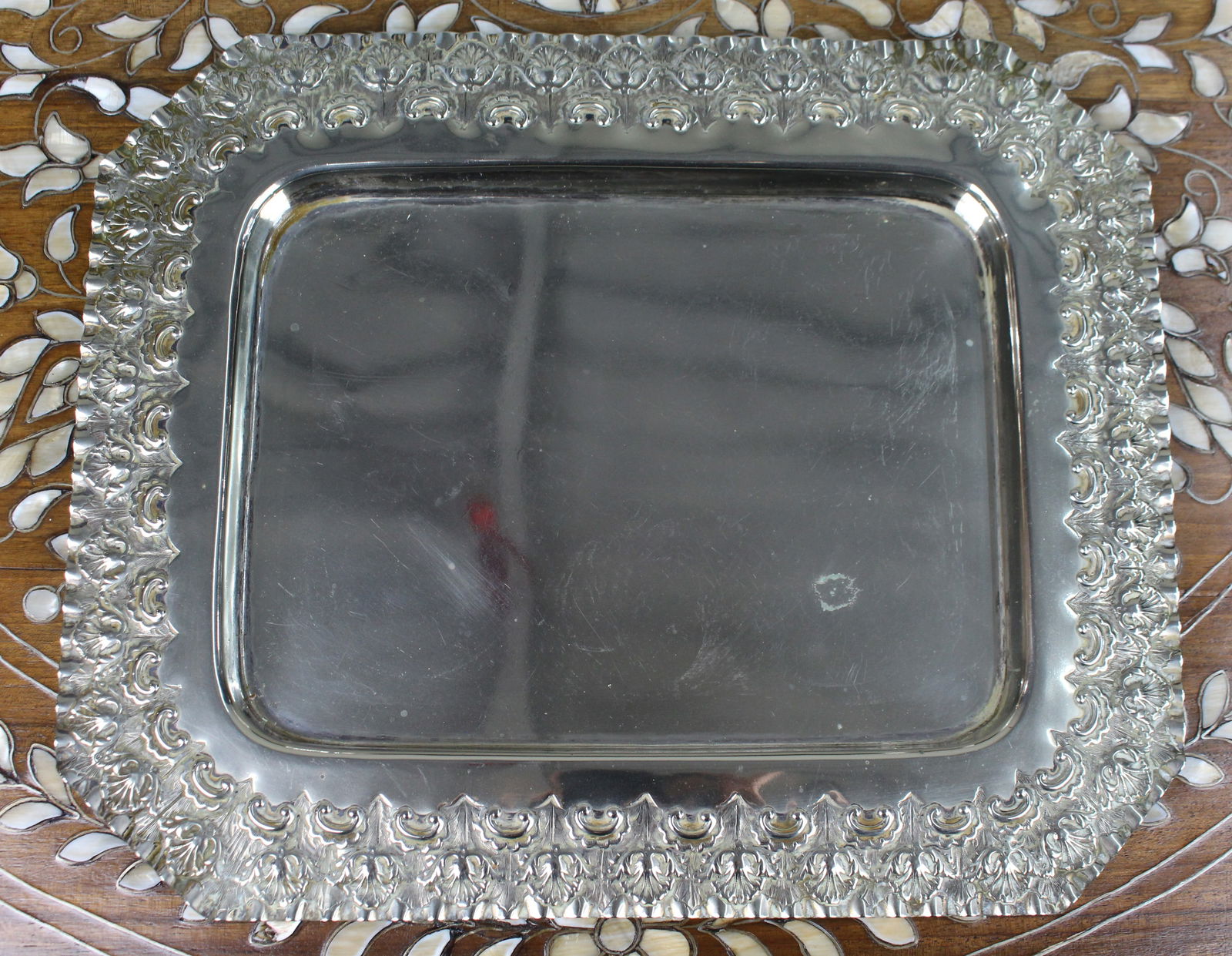 Late Victorian Silver Plated Serving Tray: Title: Late Victorian Silver Plated Serving Tray Description: Late Victorian Silver Plated Serving Tray Roberts & Belk, Sheffield (R&B), EP, Pattern 5600 A good quality