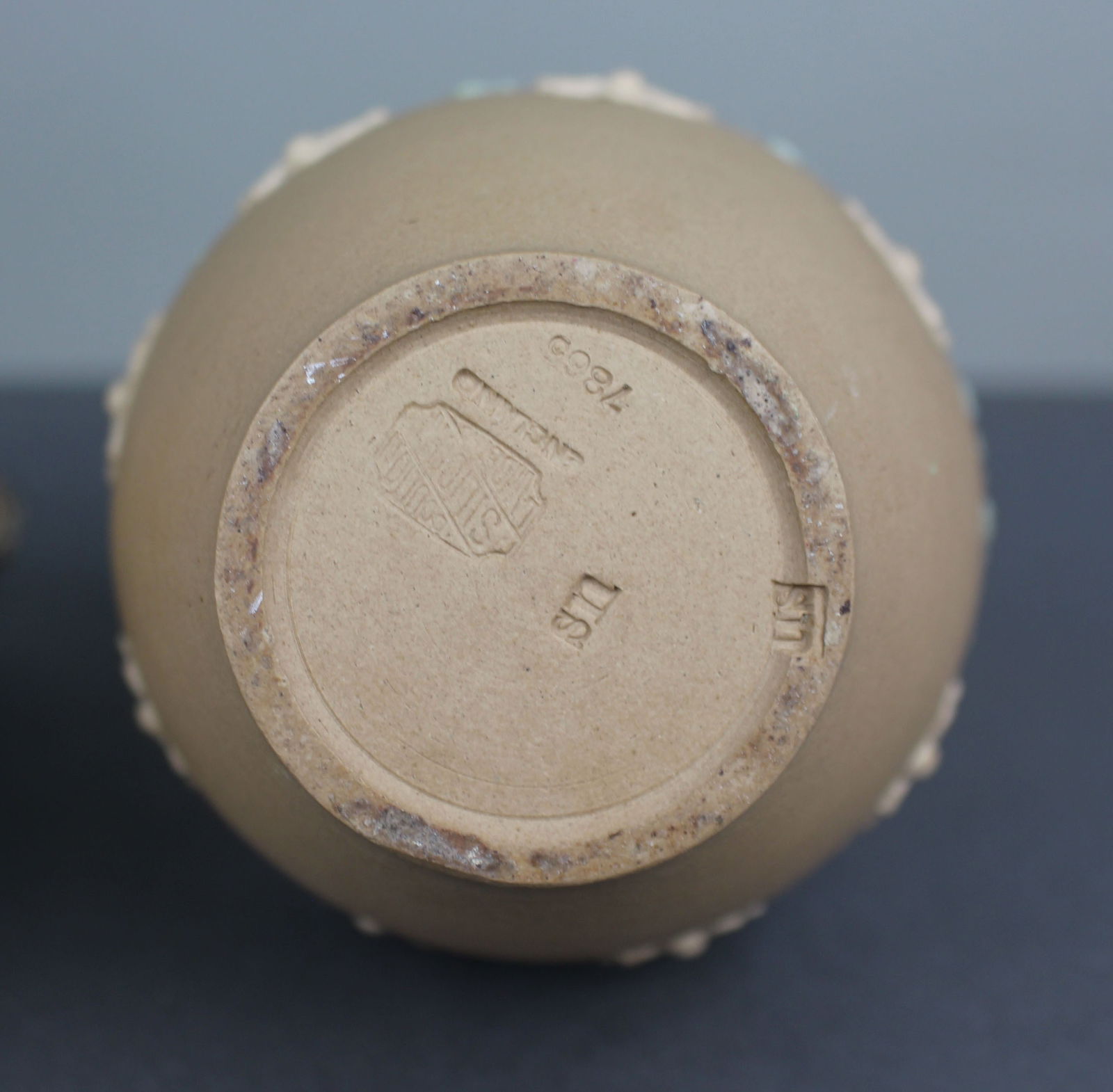 Pair of Antique Doulton Lambeth Stoneware Ewers - 5