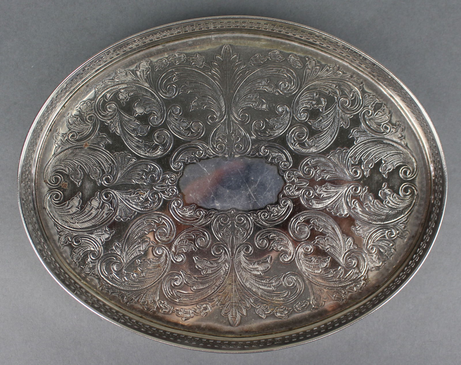 Small Silver Plated Cavalier Galleried Tray - 2