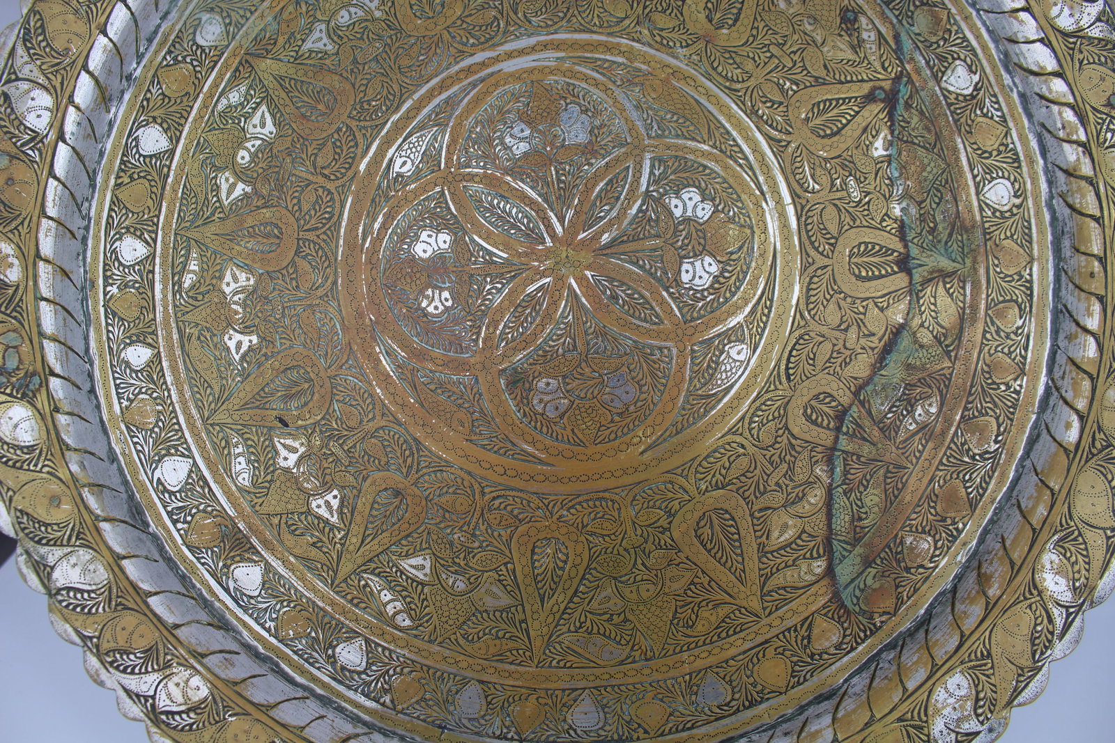 Collection of 8 Antique Brass Wall Chargers & Plates - 10