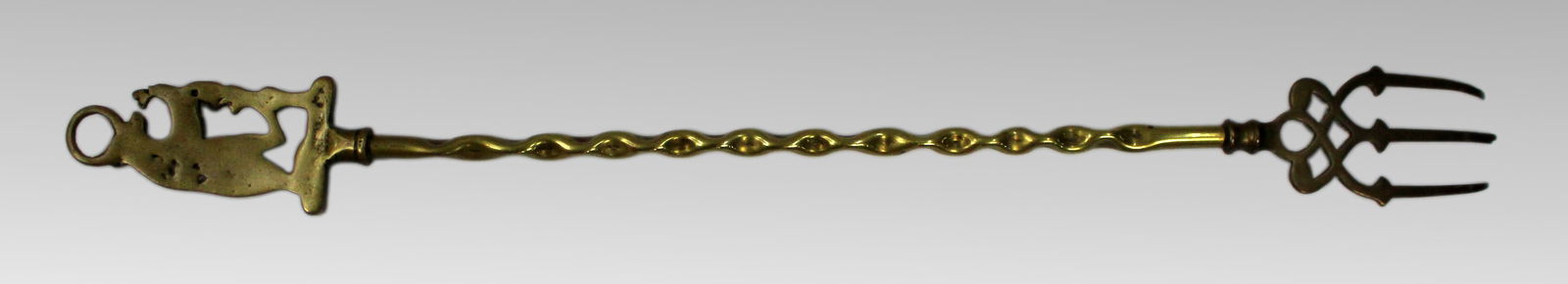 Antique Black Forest Brass Toasting Fork with Bear Handle – c.1900 - 2