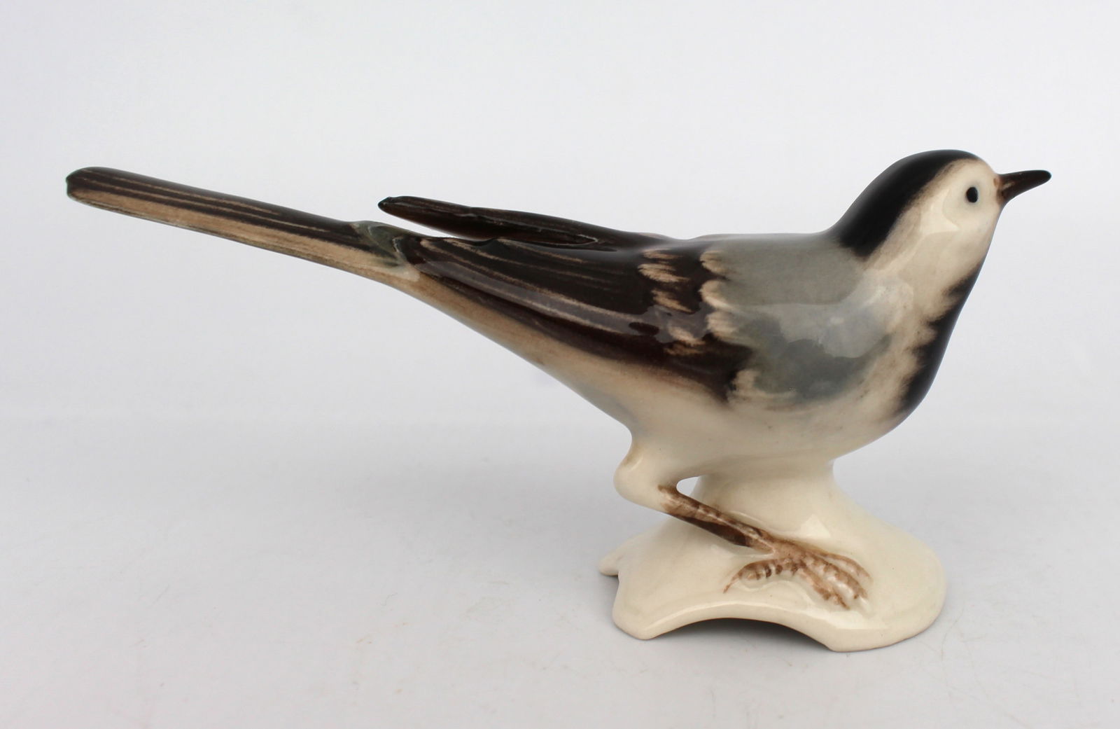 Goebel Bird CV 36 Porcelain Figurine - 2