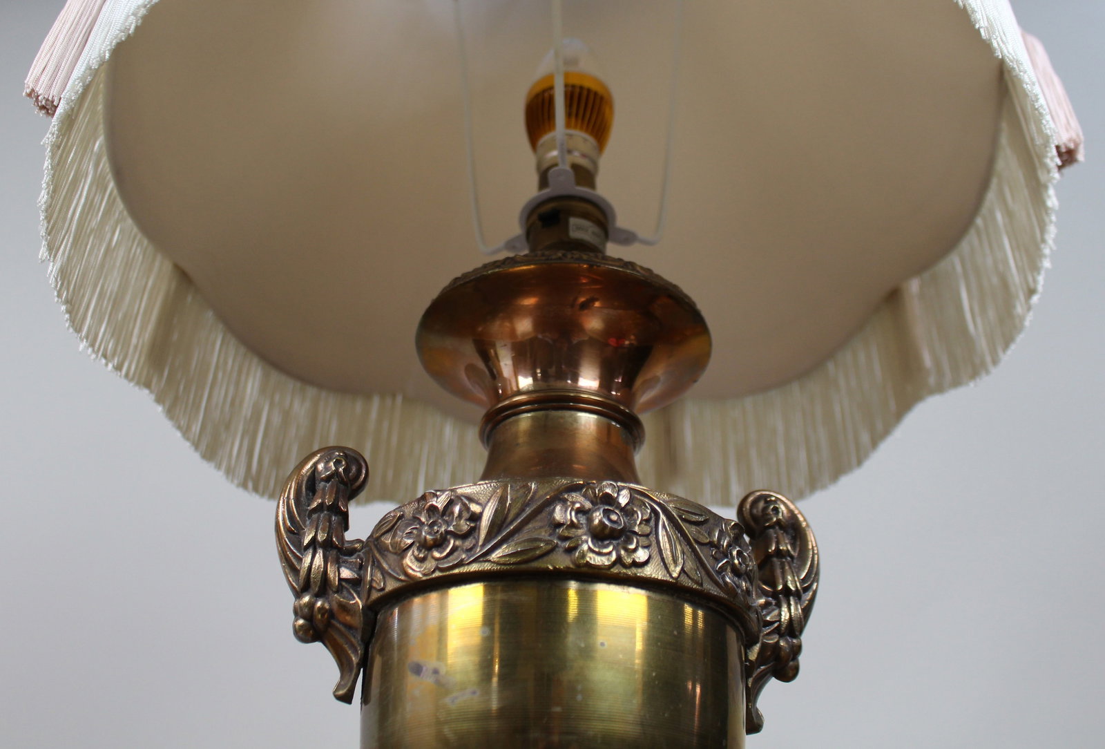 Large Vintage Bronze Table Lamp with Ornate Urn Base - 6