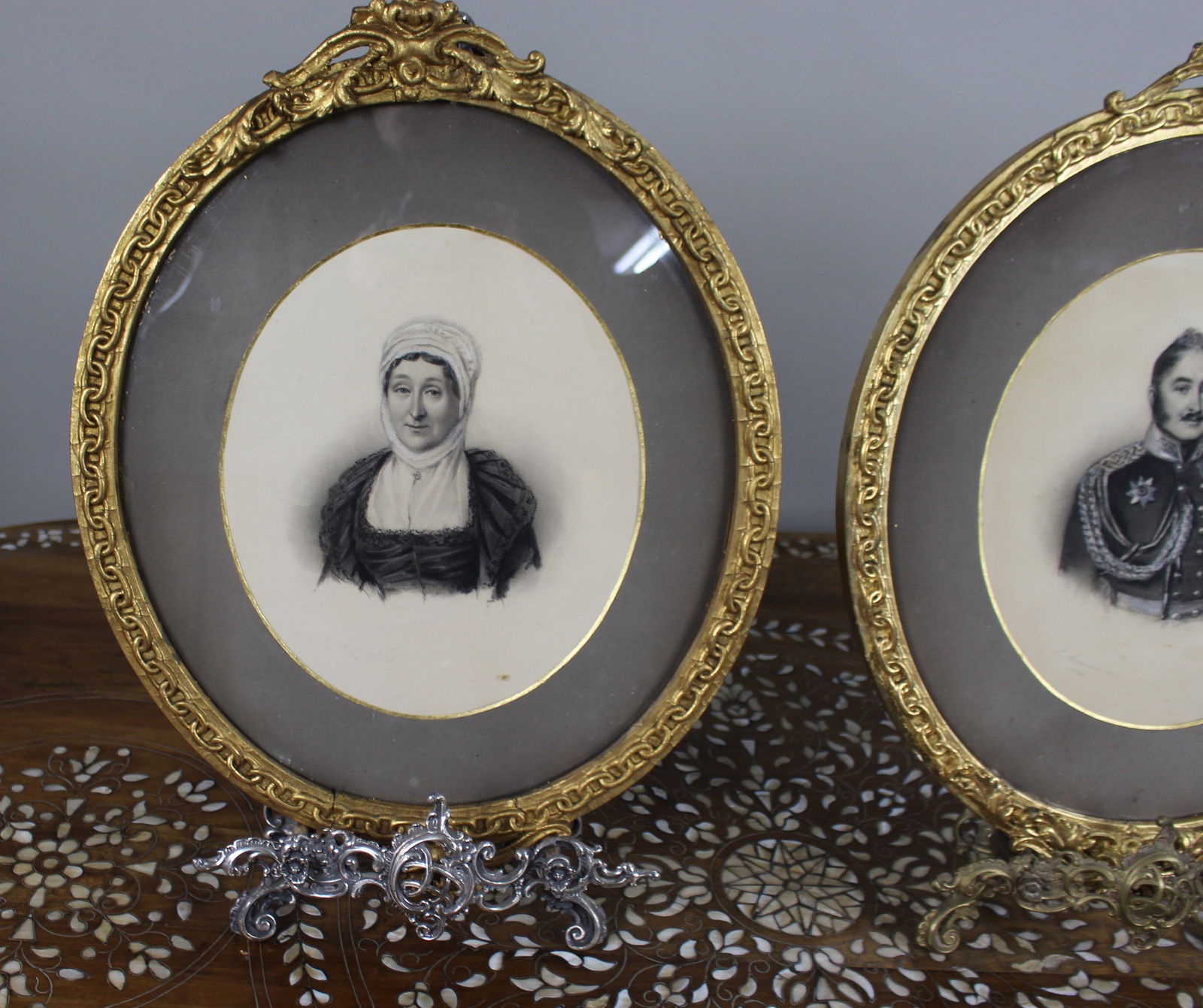 Pair of Mid 19th c. Oval Drawings by C.Reimann - 2