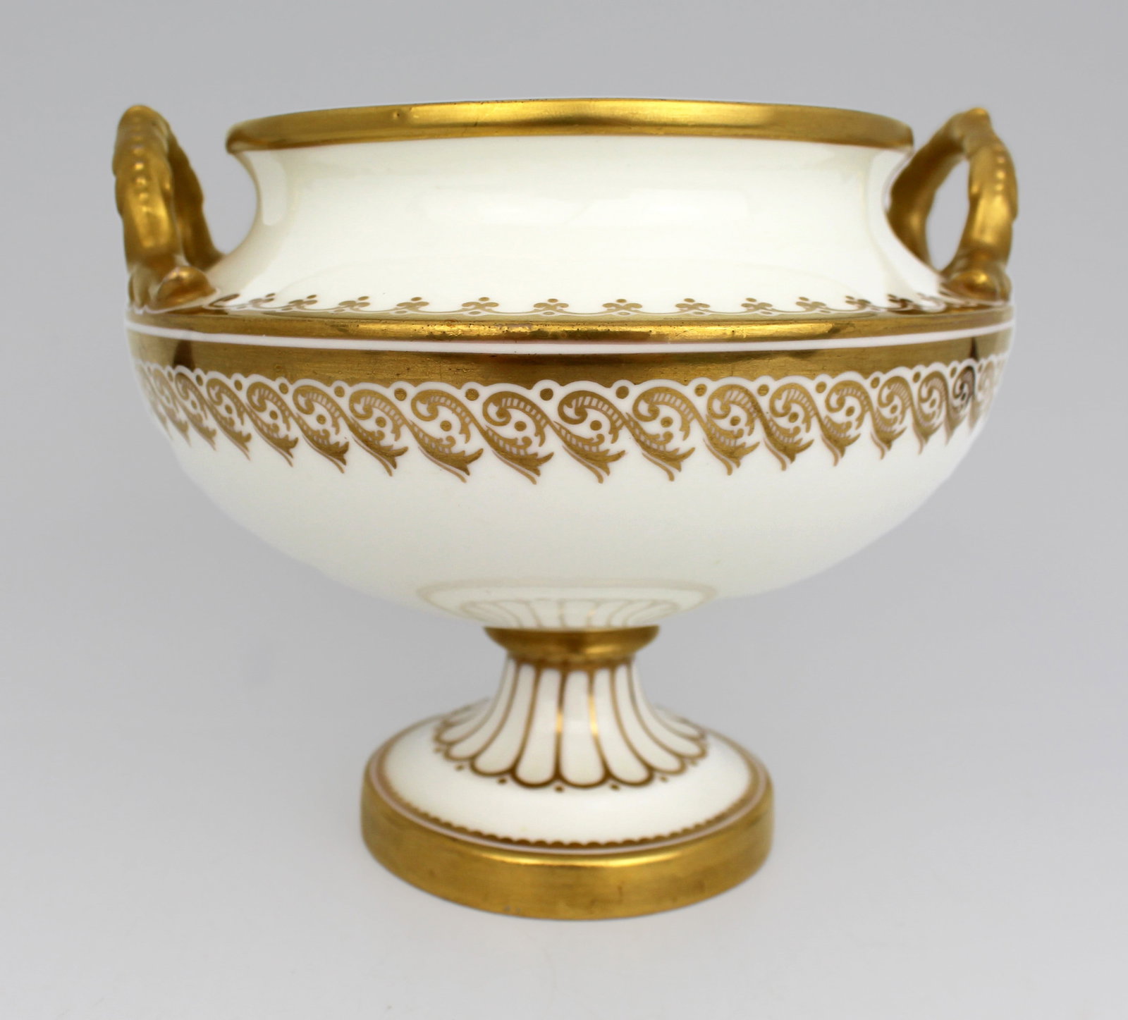 19th Century English White & Gilt Two-Handled Porcelain Urn - 11