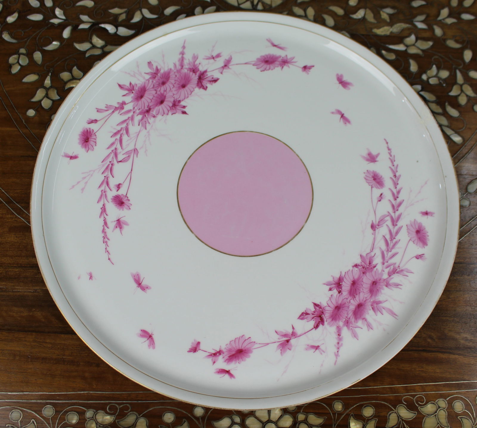 Large Antique Charger Platter: Title: Large Antique Charger Platter Description: Large Antique Charger Platter A decorative large porcelain charger, Continental, circa 1900. The plate features transfer-printed floral sprays