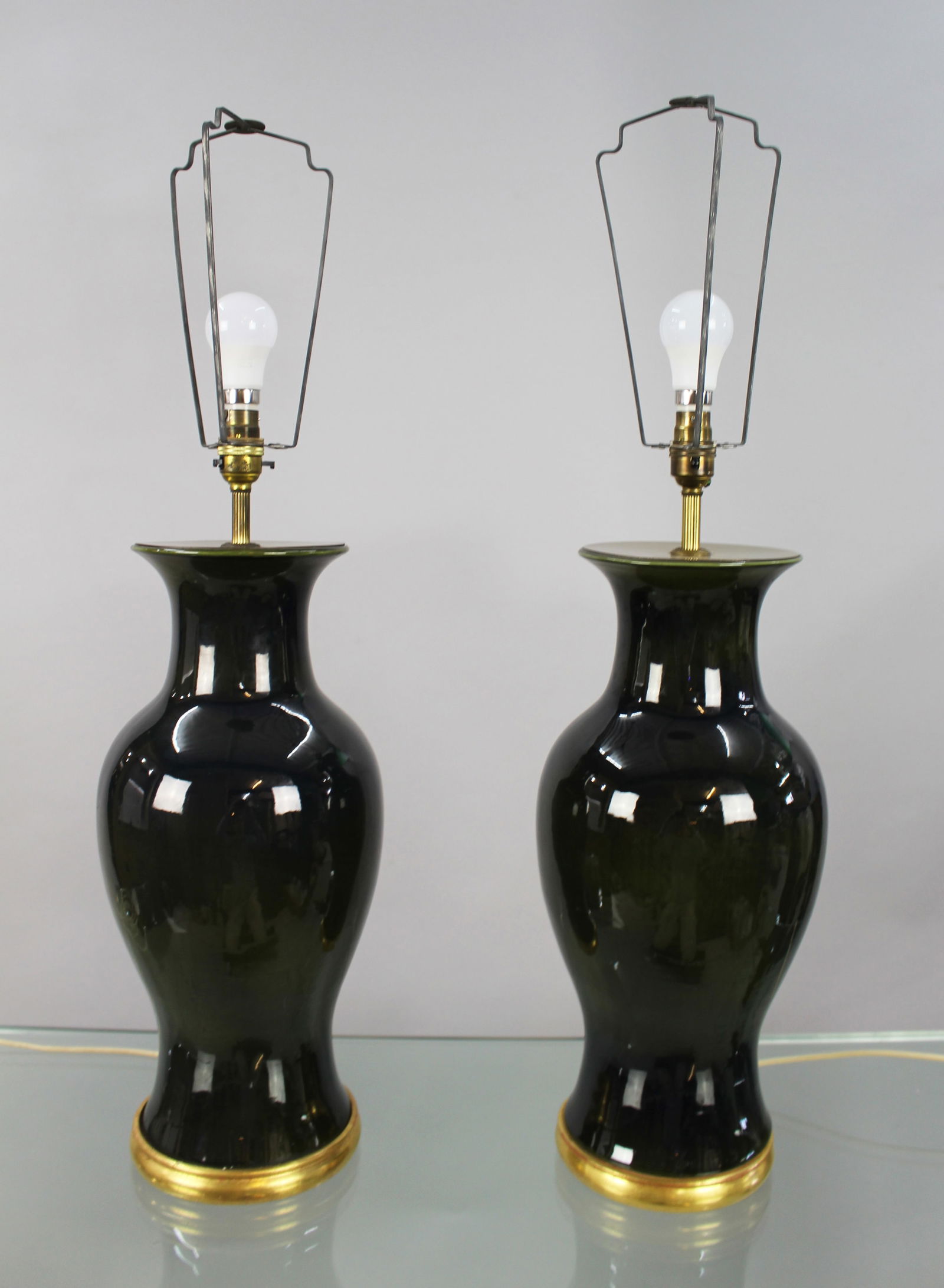 Pair of Vintage Ceramic & Gilt Table Lamps (1 of 5)