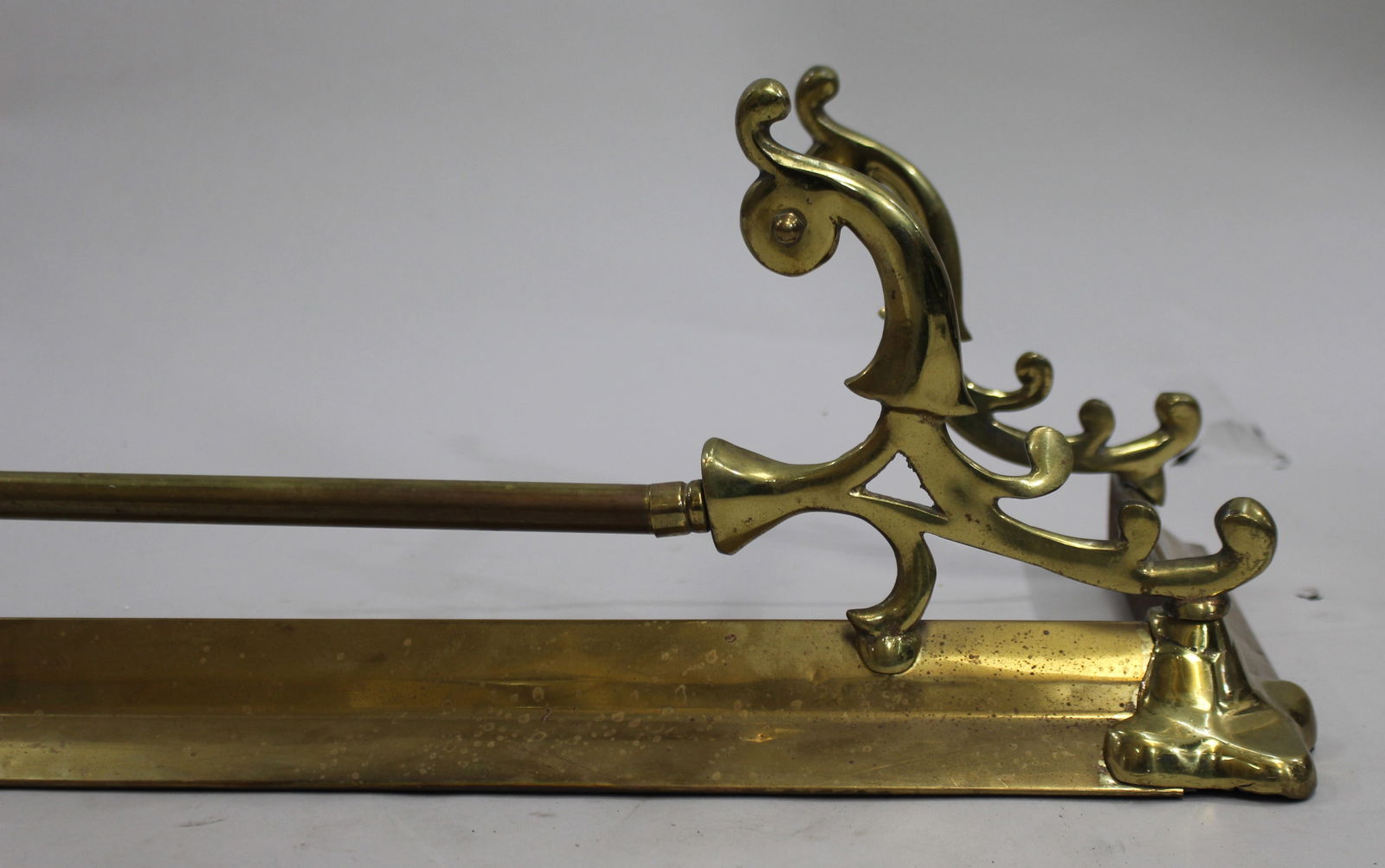 Victorian Brass Fire Fender - 3