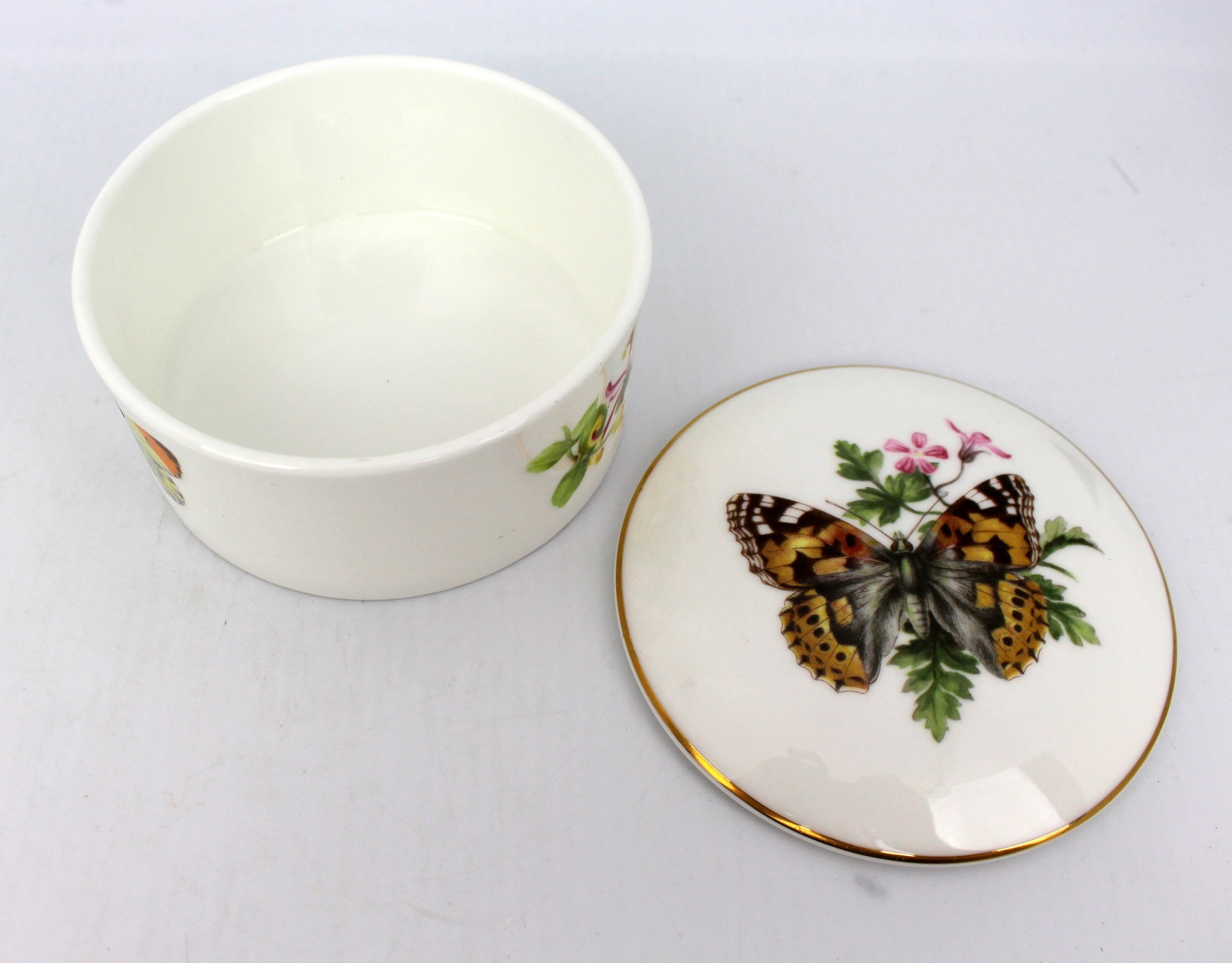 Royal Worcester Butterlies Lidded Circular Trinket Box - 2