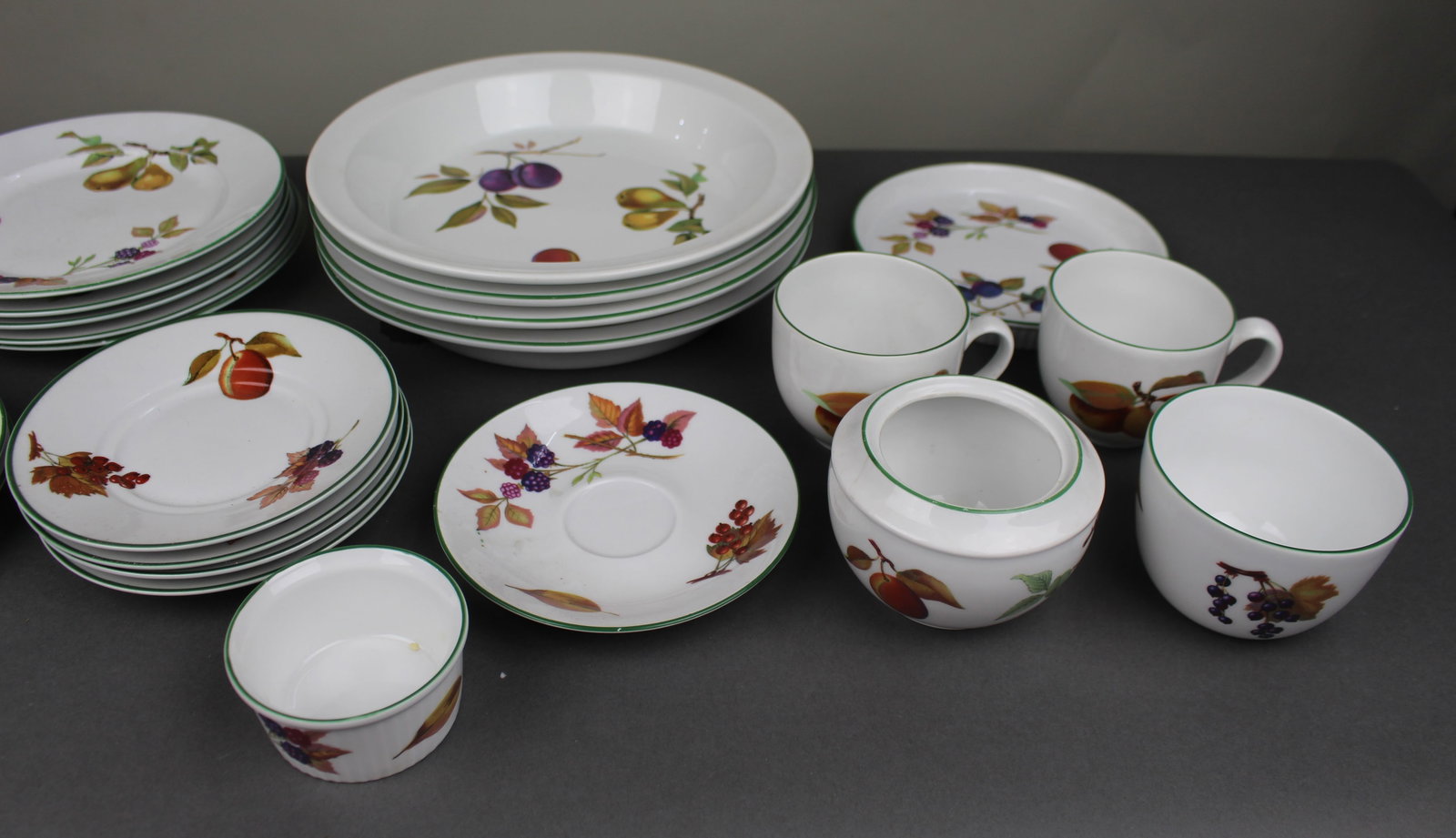 Collection of Royal Worcester Evesham Vale - 3