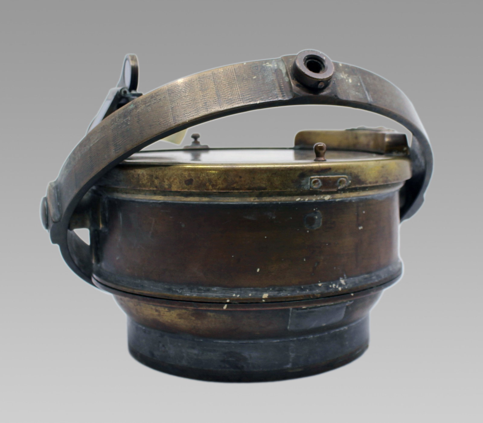 Early 20th c. Bronze Gimballed Compass by F.Smith & Sons - 9